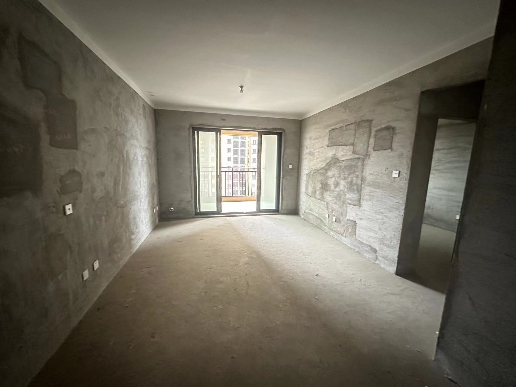 华强城 3室2厅1卫 109.5m&sup2;