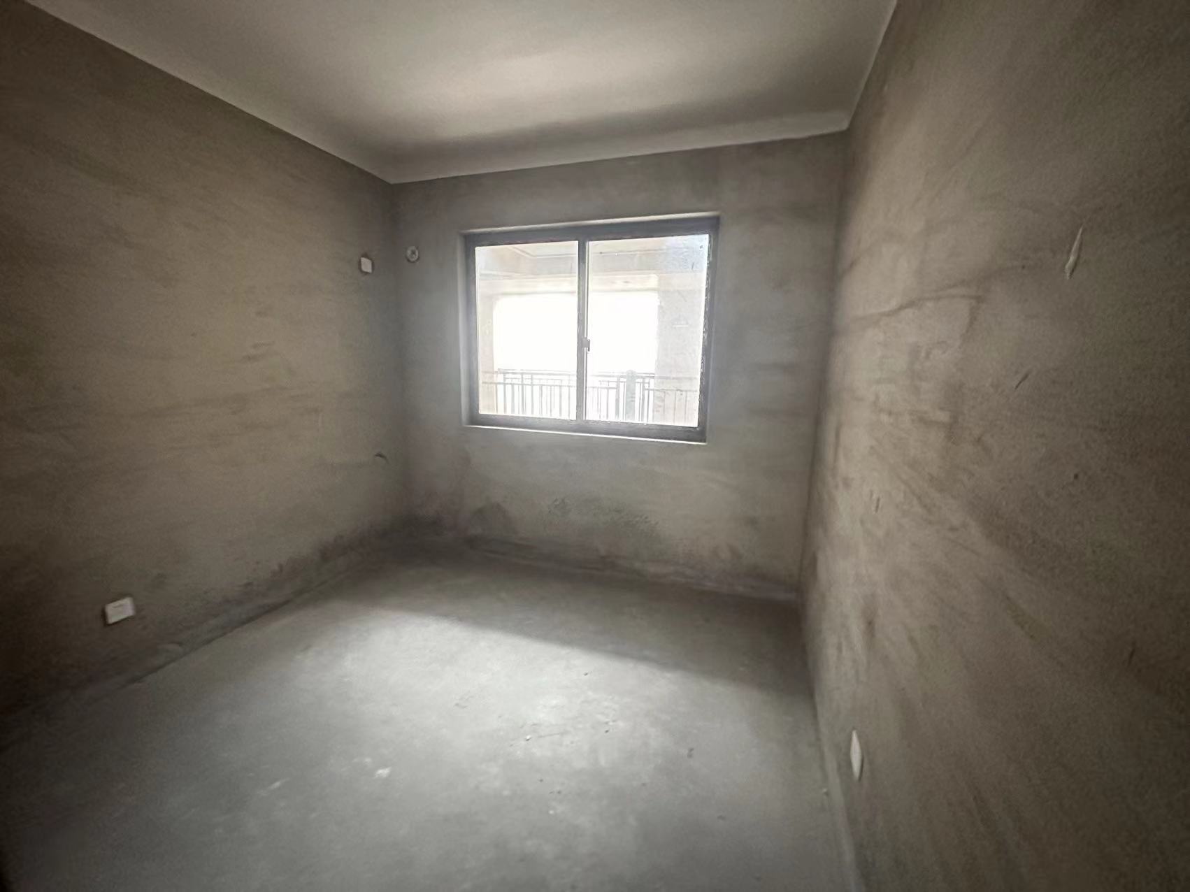 华强城 3室2厅1卫 109.5m&sup2;