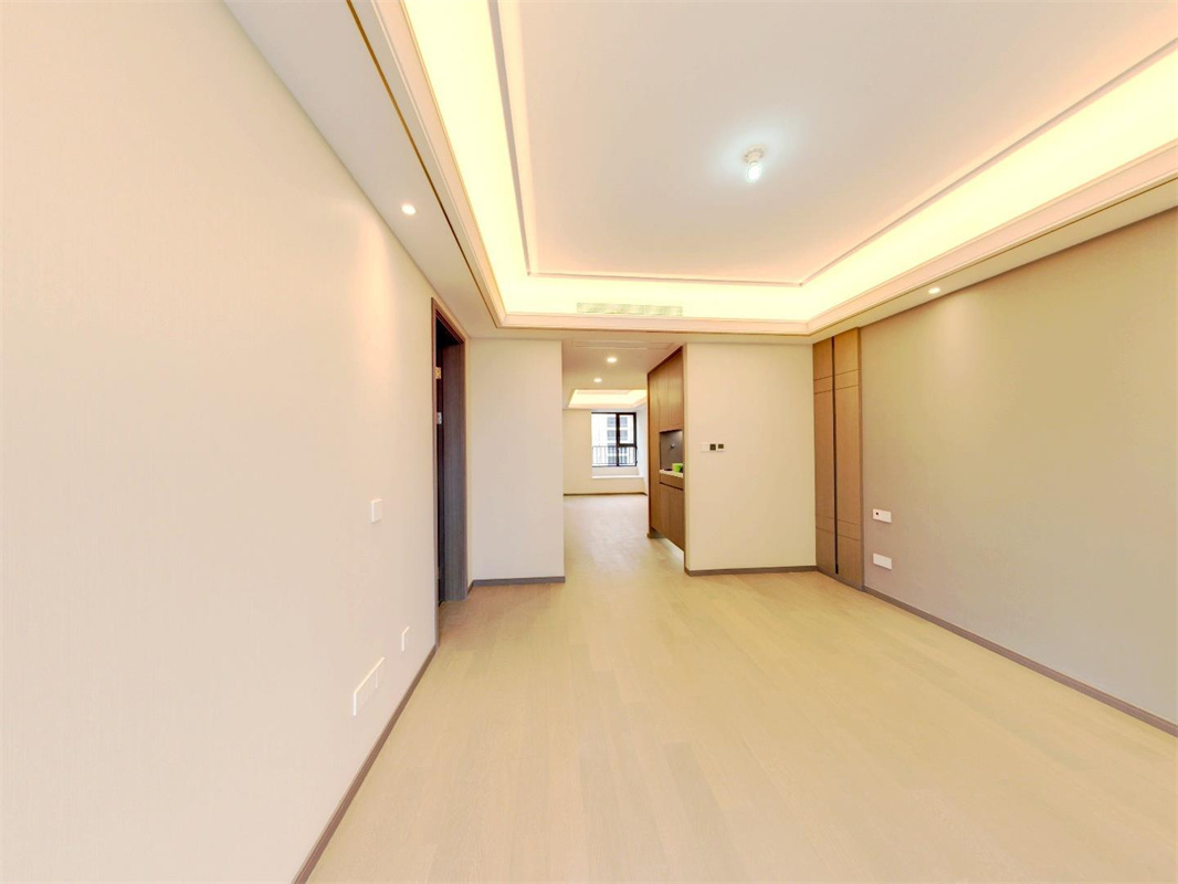 绿城&middot;诚园 3室2厅2卫 131m&sup2;