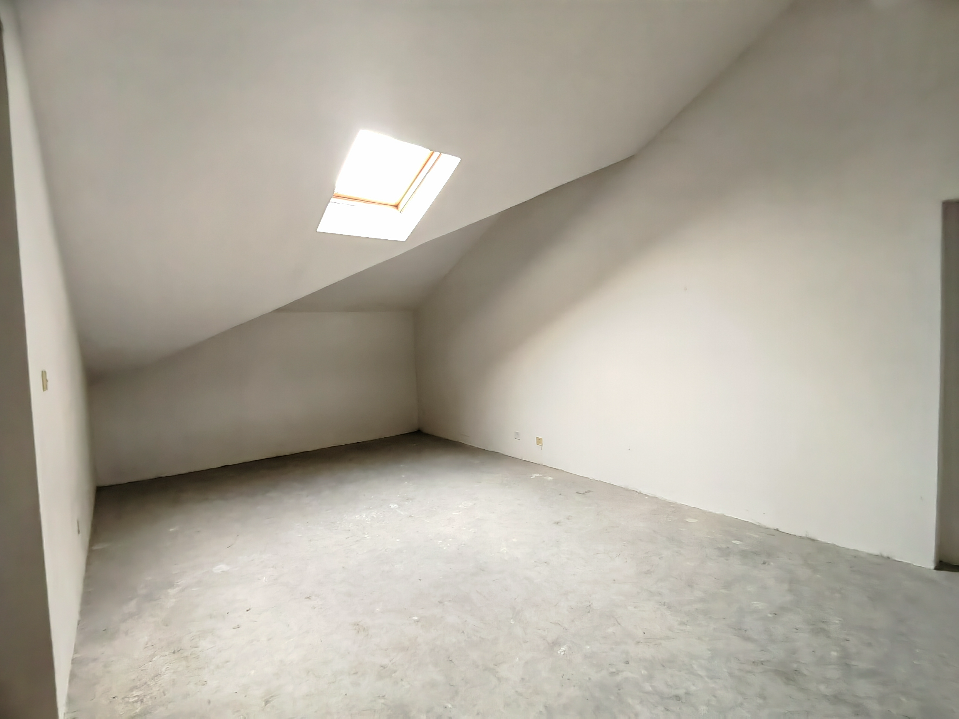金水湾花园 4室2厅2卫 160m&sup2;