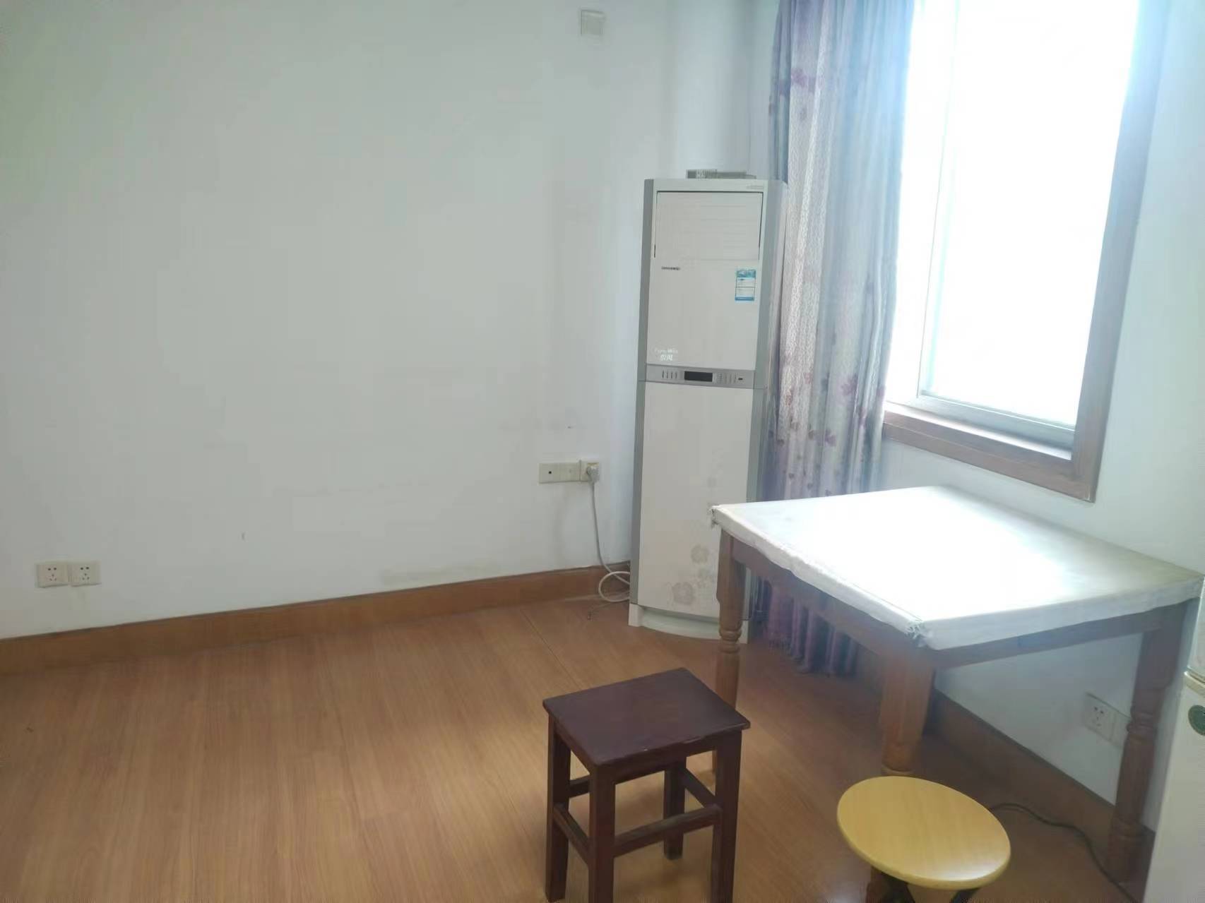 学田南苑 2室1厅1卫 72m&sup2;