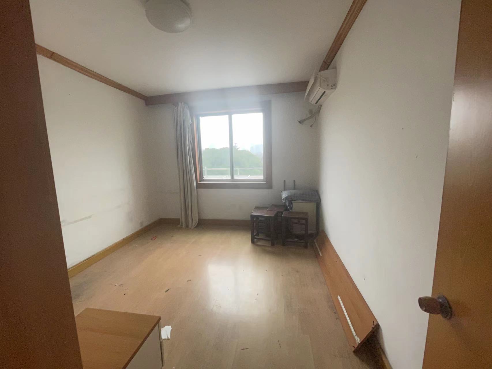 南川园新村 3室1厅1卫 89.00m&sup2;