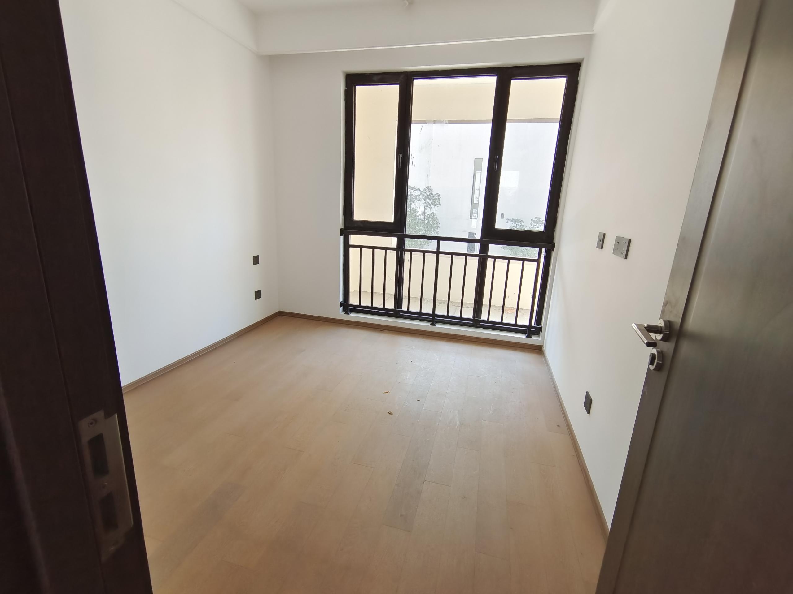 春风南岸东园 5室2厅3卫 167m&sup2;