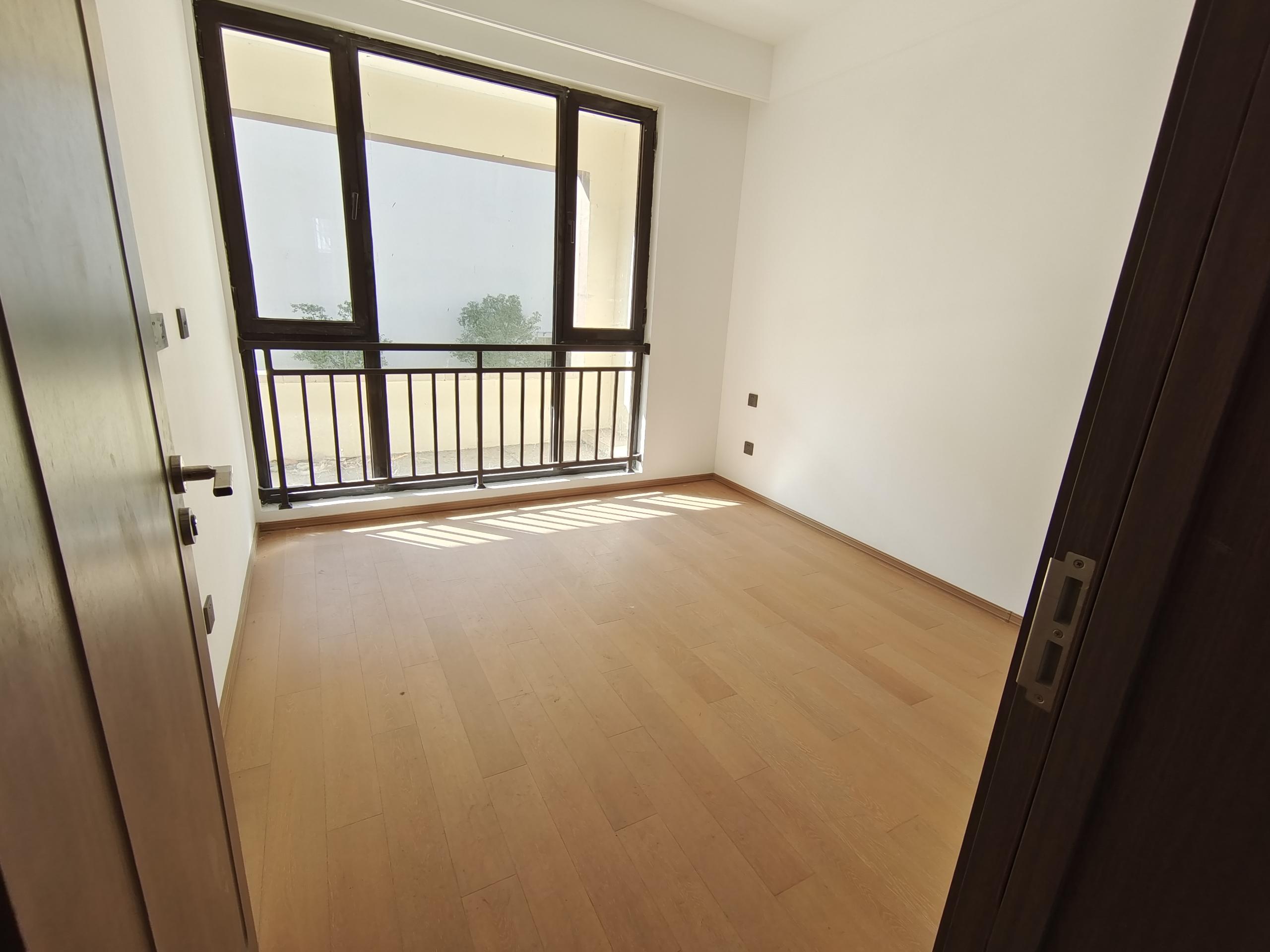 春风南岸东园 5室2厅3卫 167m&sup2;