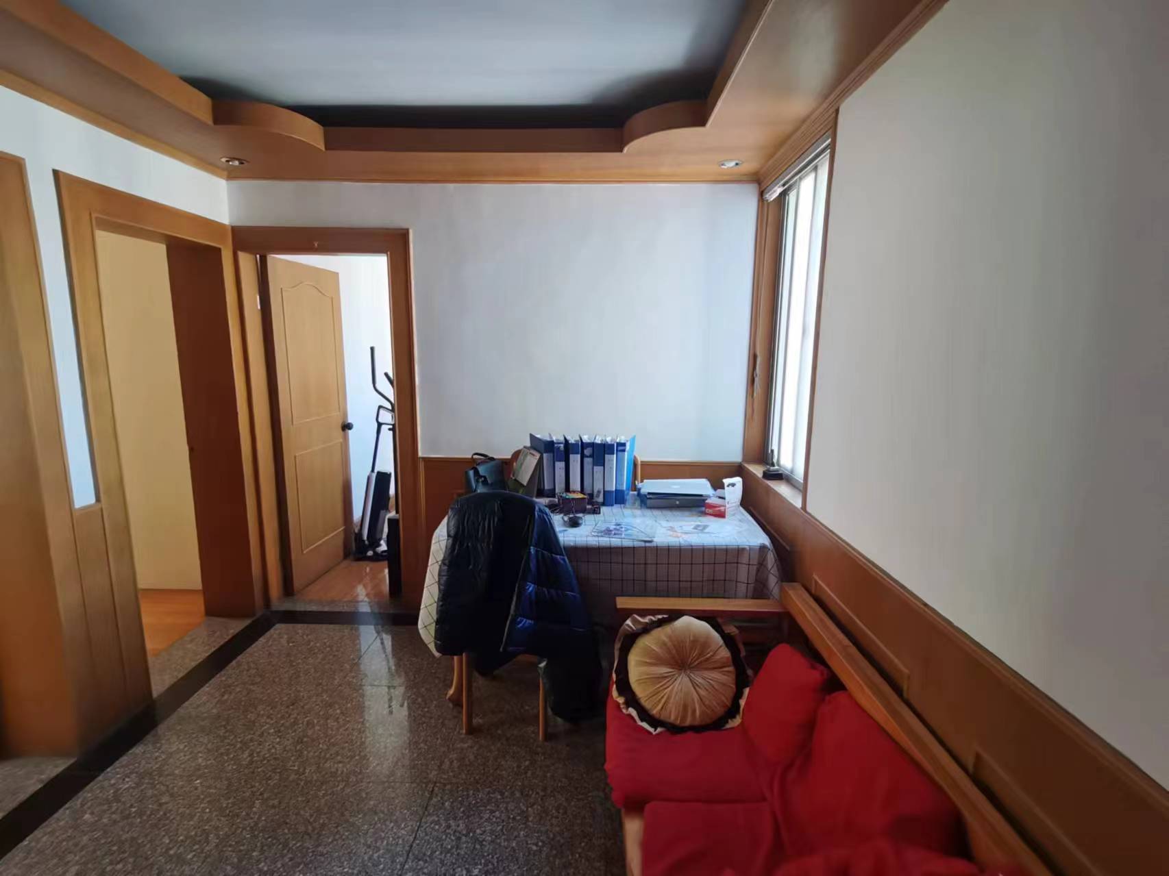 新海通花园 3室1厅1卫 80m&sup2;