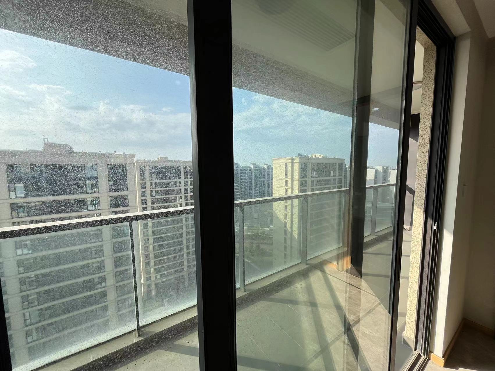 绿城沁园 4室2厅2卫 143m²