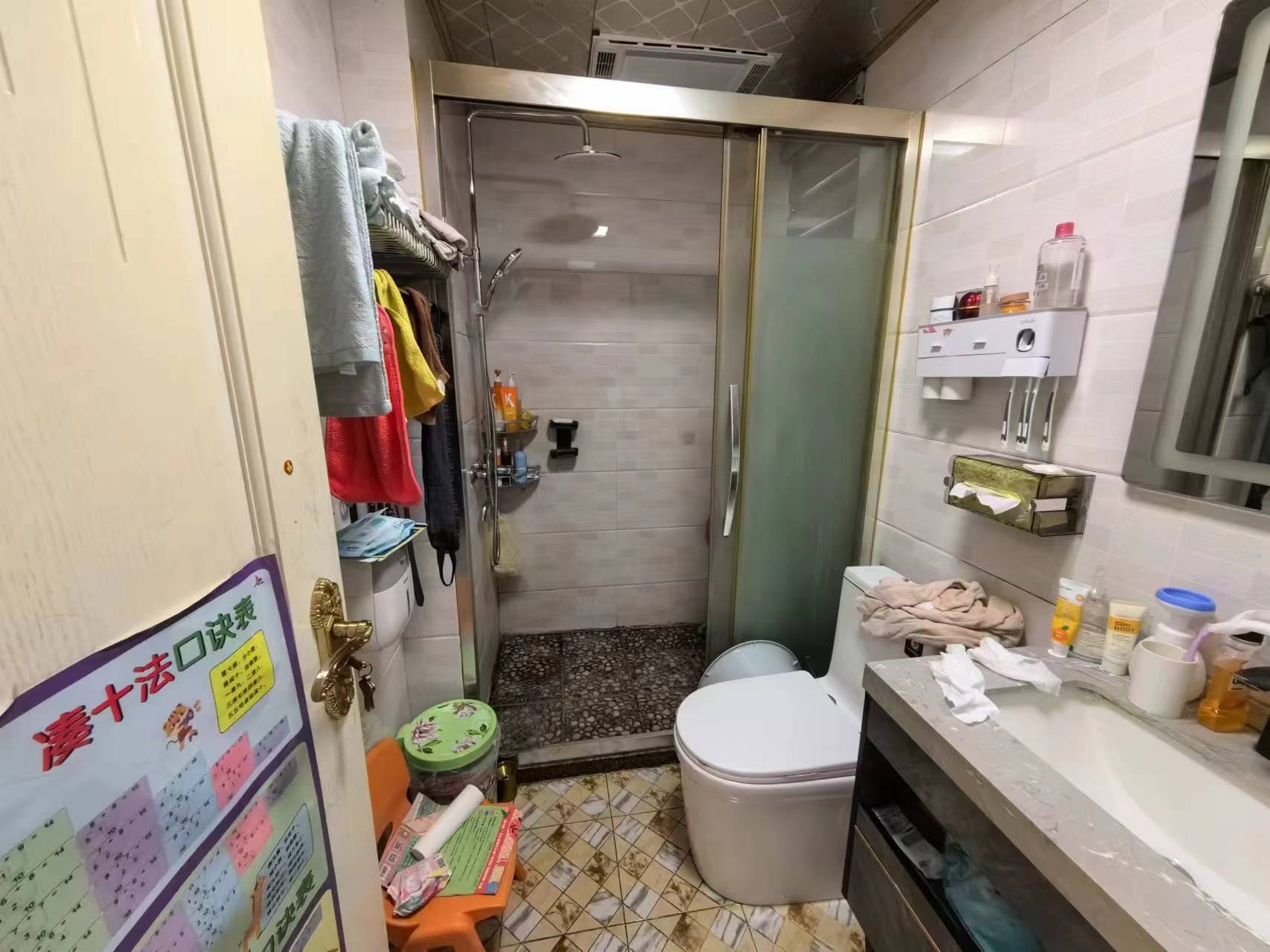 盛鑫&middot;城东雅苑 3室2厅2卫 108m&sup2;