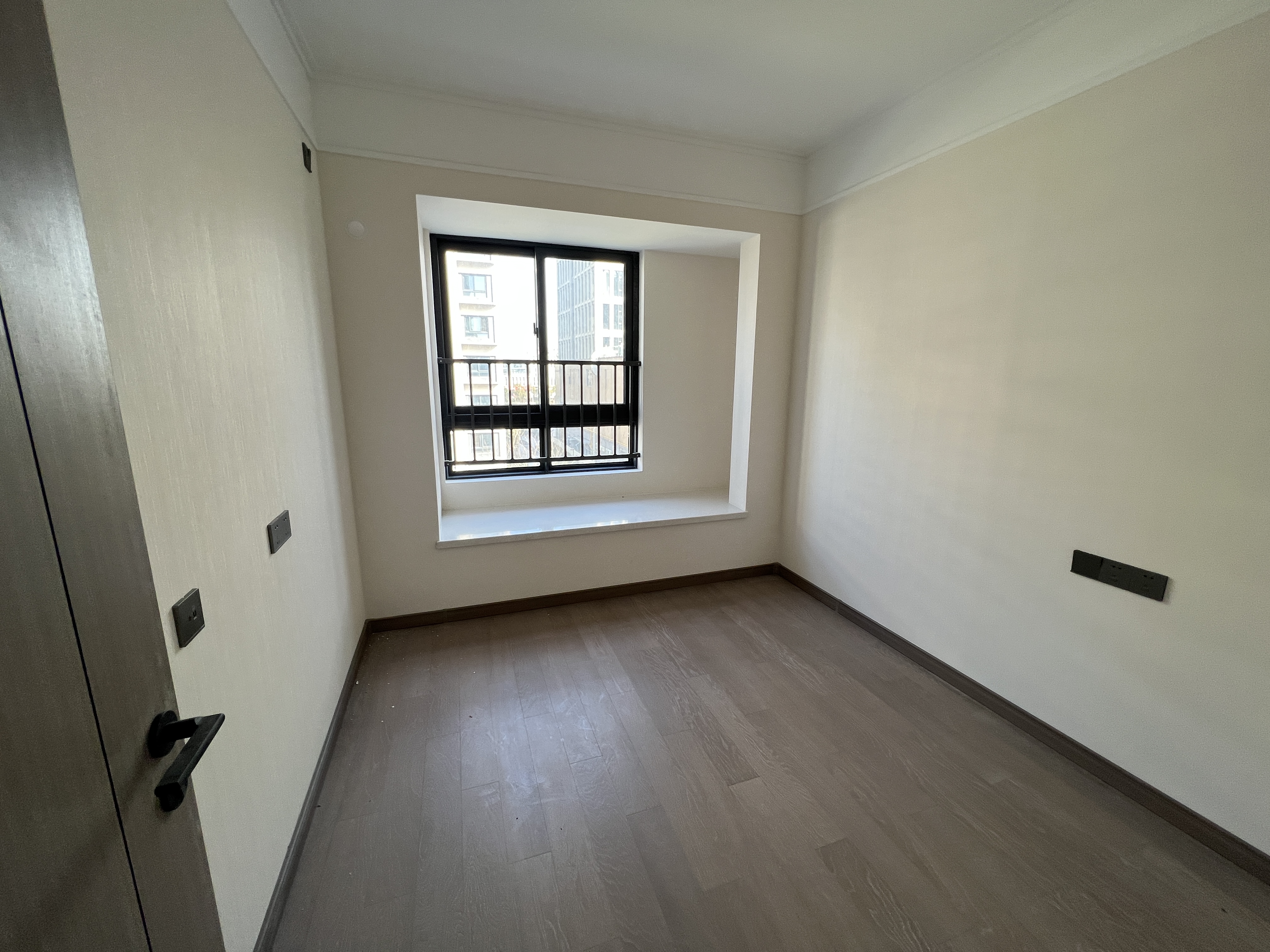 万科时代之光 4室2厅2卫 130m&sup2;