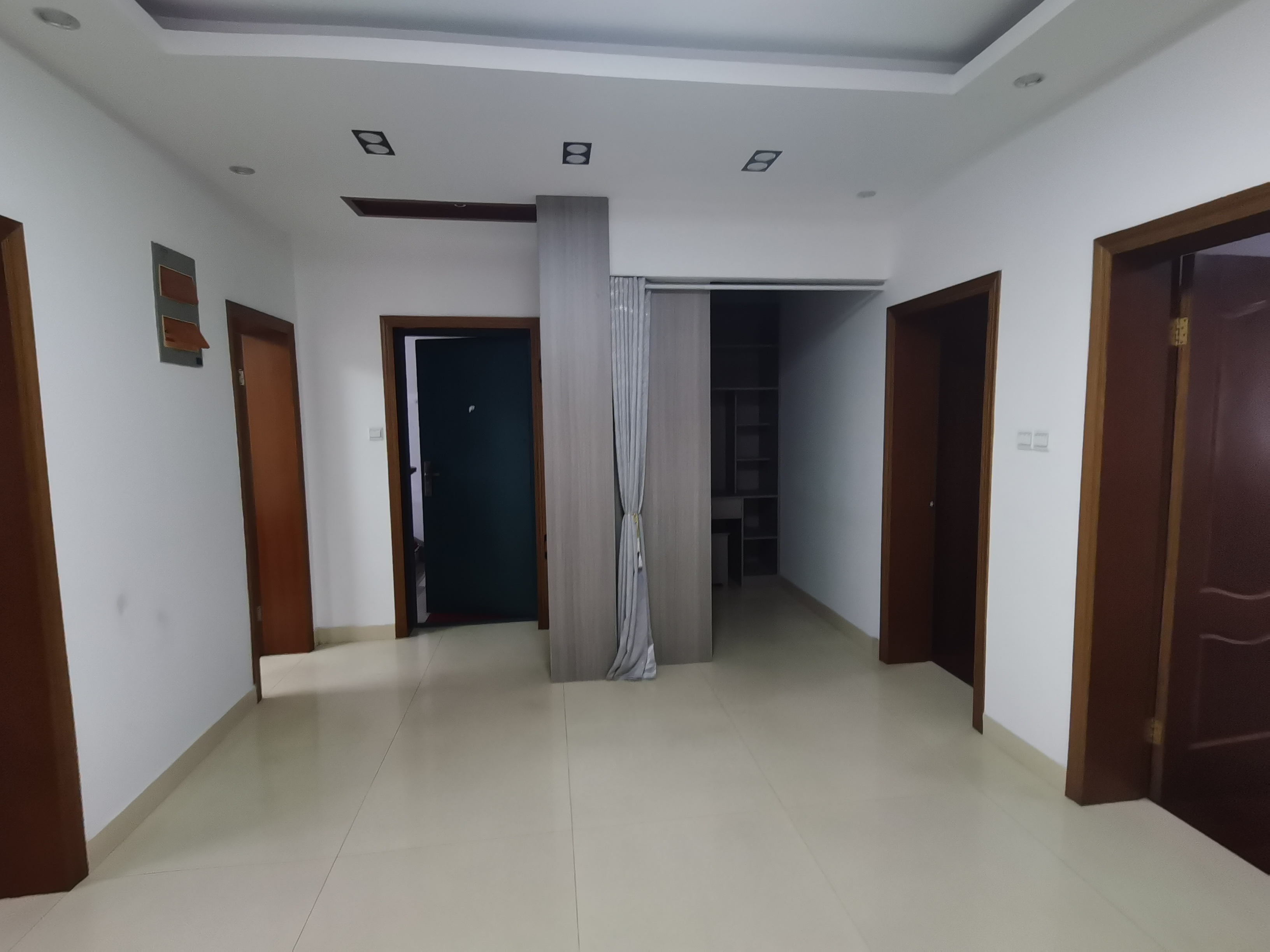 双霞花苑 2室2厅1卫 93m&sup2;