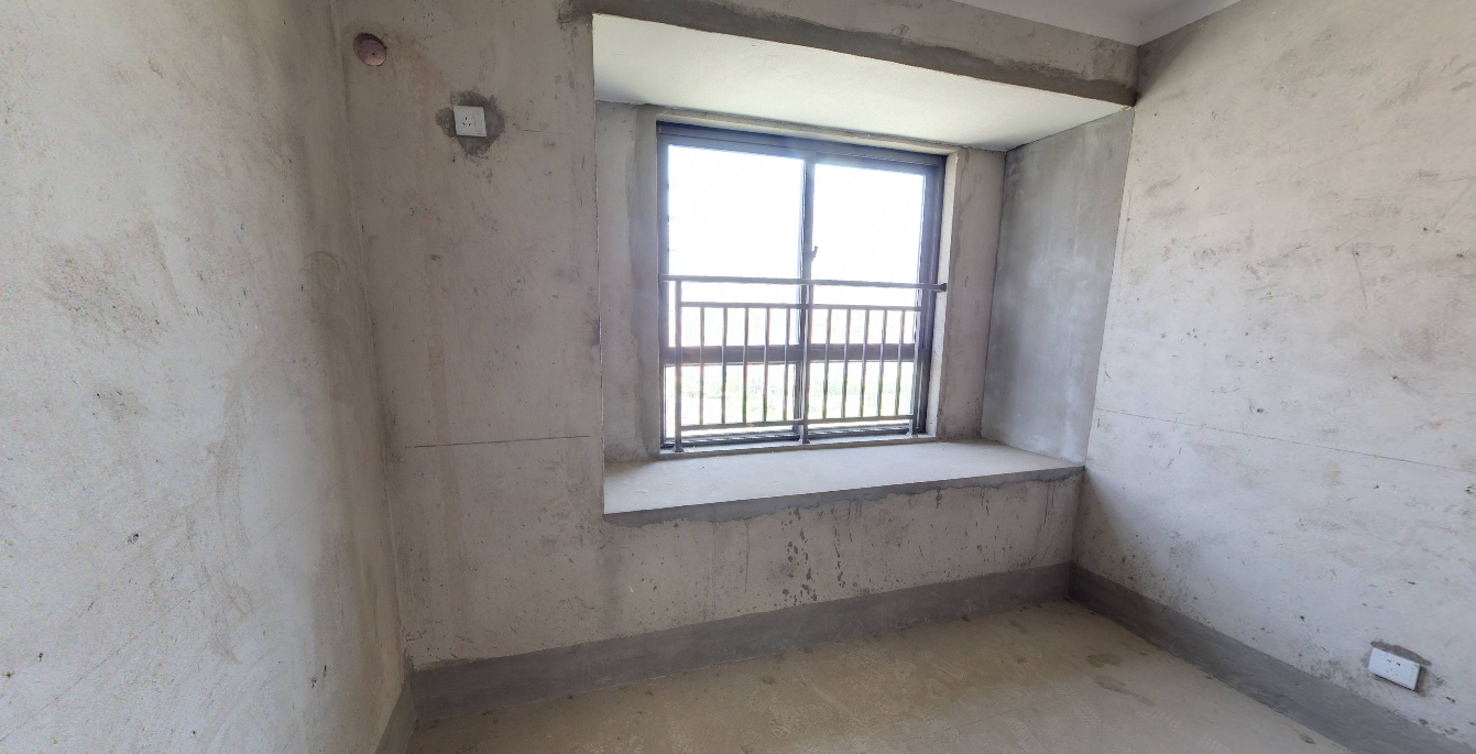 星源名苑 4室2厅2卫 135.6m&sup2;