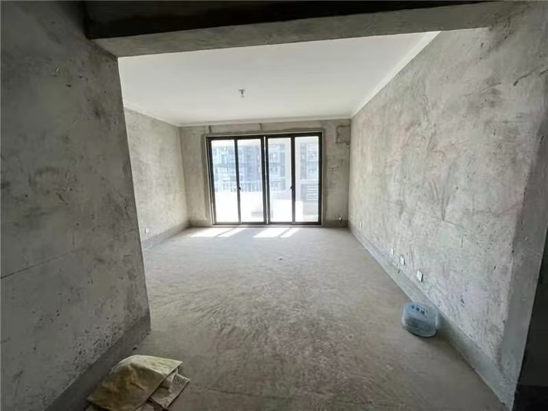 星源名苑 4室2厅2卫 135.6m&sup2;