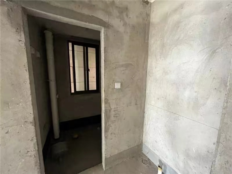 星源名苑 4室2厅2卫 135.6m&sup2;