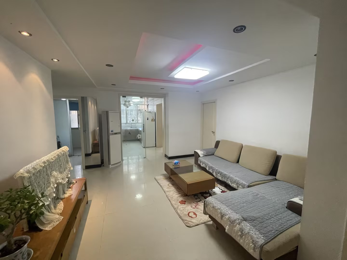 前景花苑 3室2厅1卫 137m&sup2;