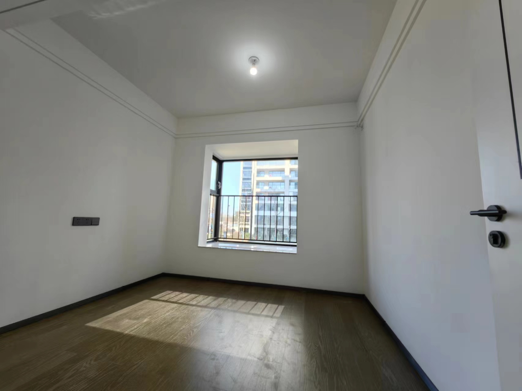 碧桂园公园星荟 3室2厅2卫 120m&sup2;