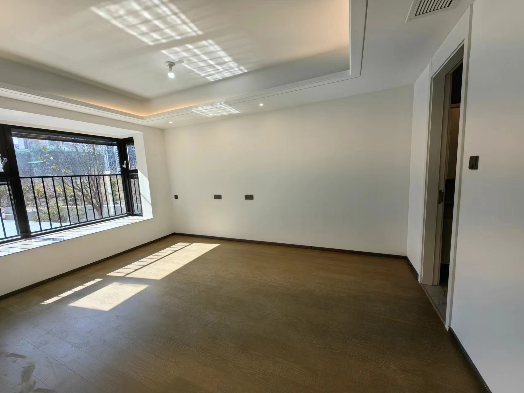 碧桂园公园星荟 3室2厅2卫 120m&sup2;