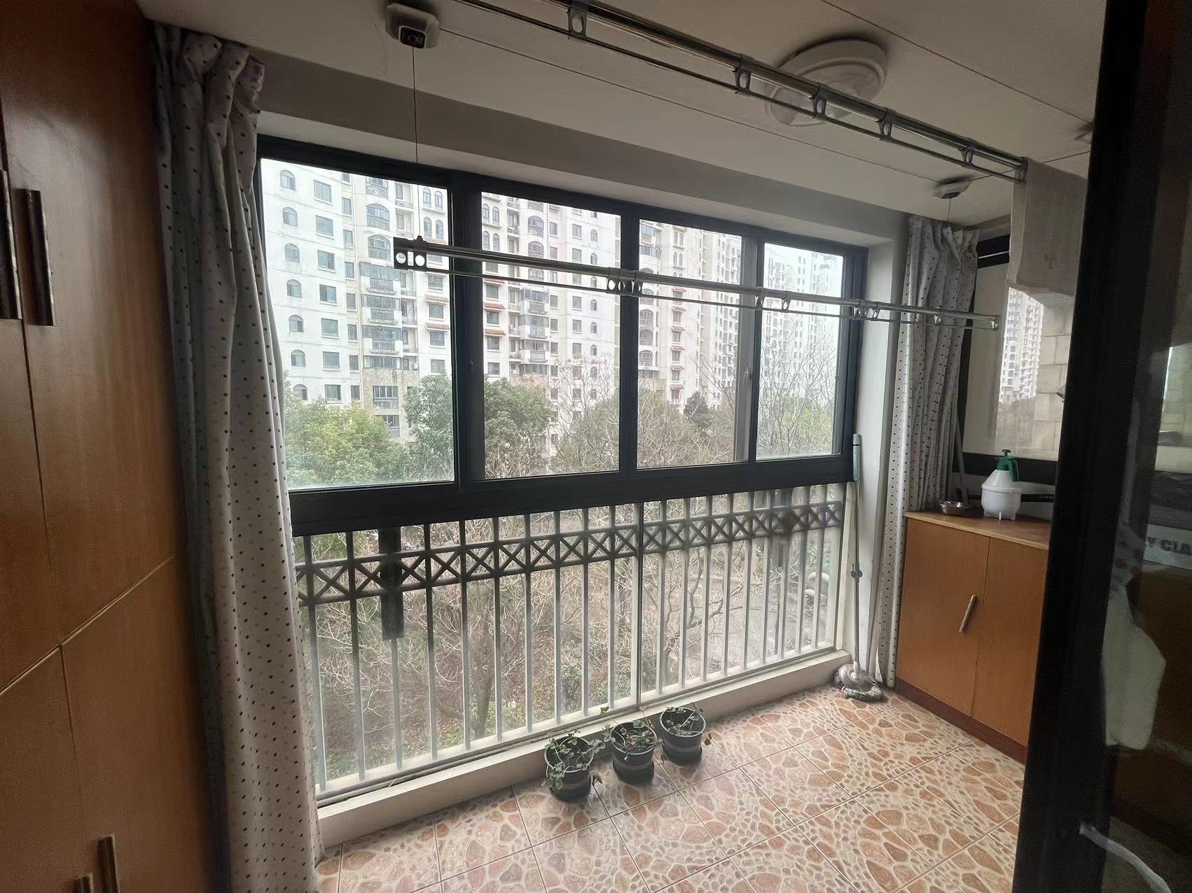 高迪晶城 2室2厅1卫 90.87m&sup2;