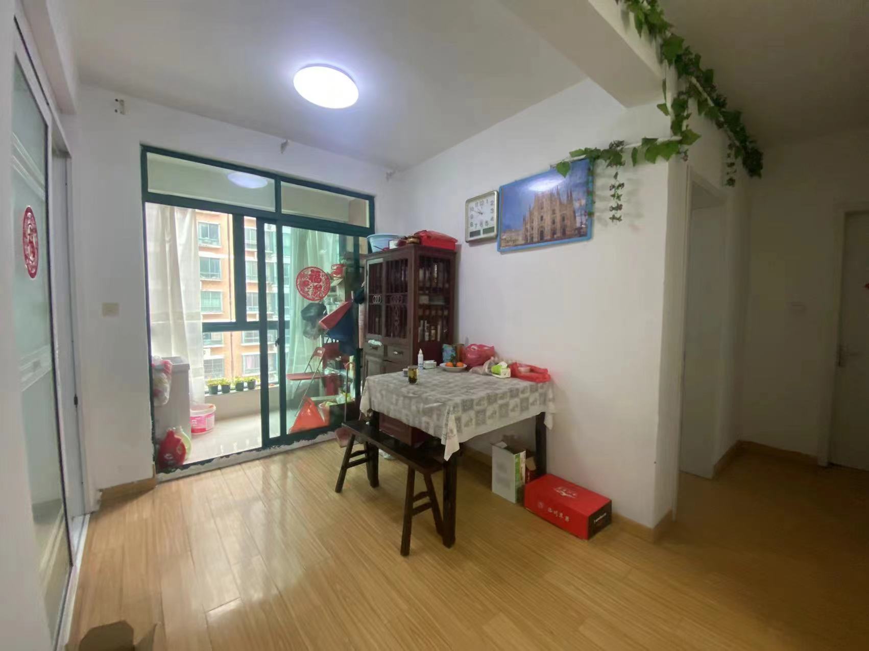 江海皇都私家花园 2室2厅1卫 99m&sup2;