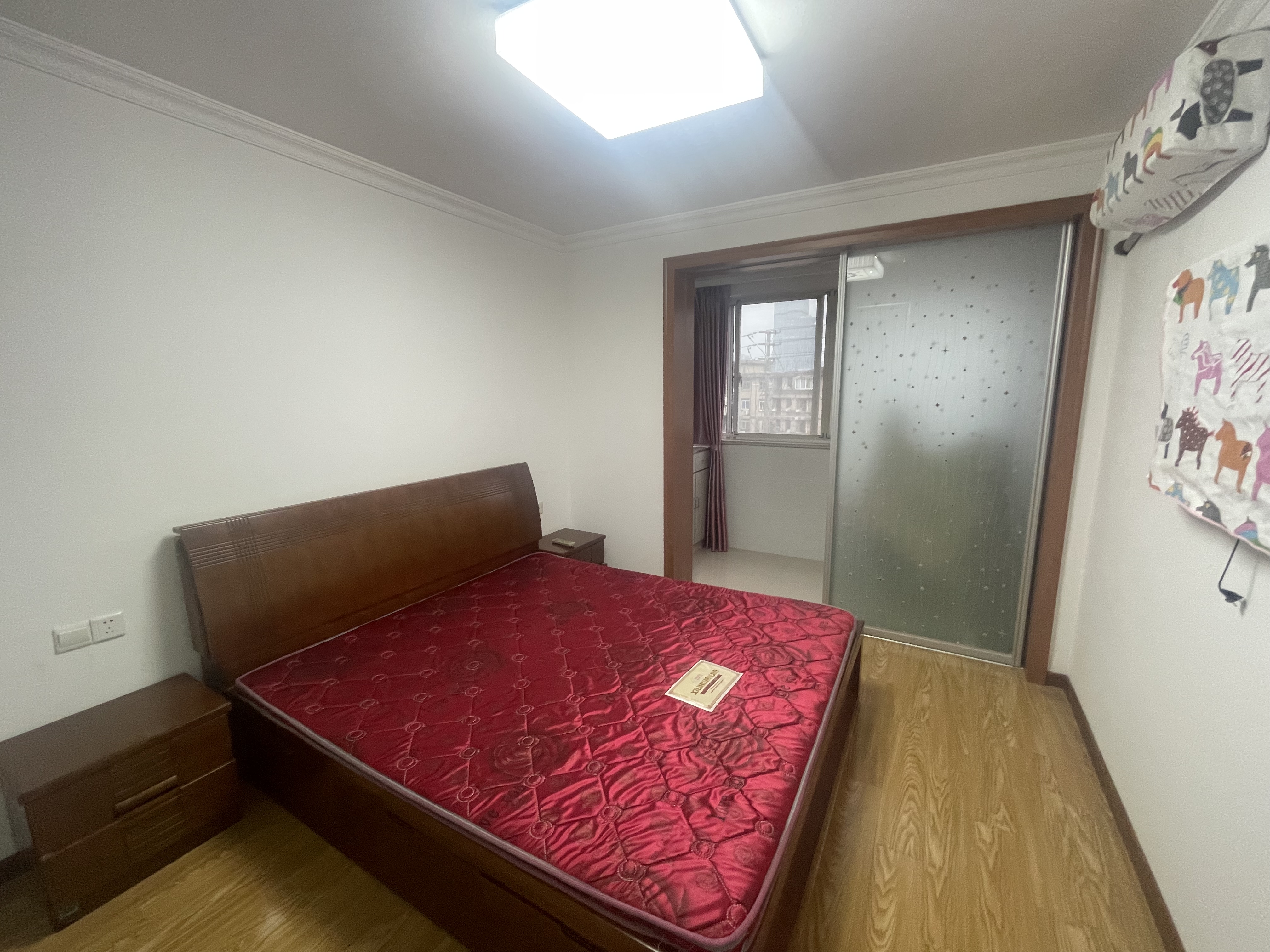 易家桥新村 2室1厅1卫 60m&sup2;