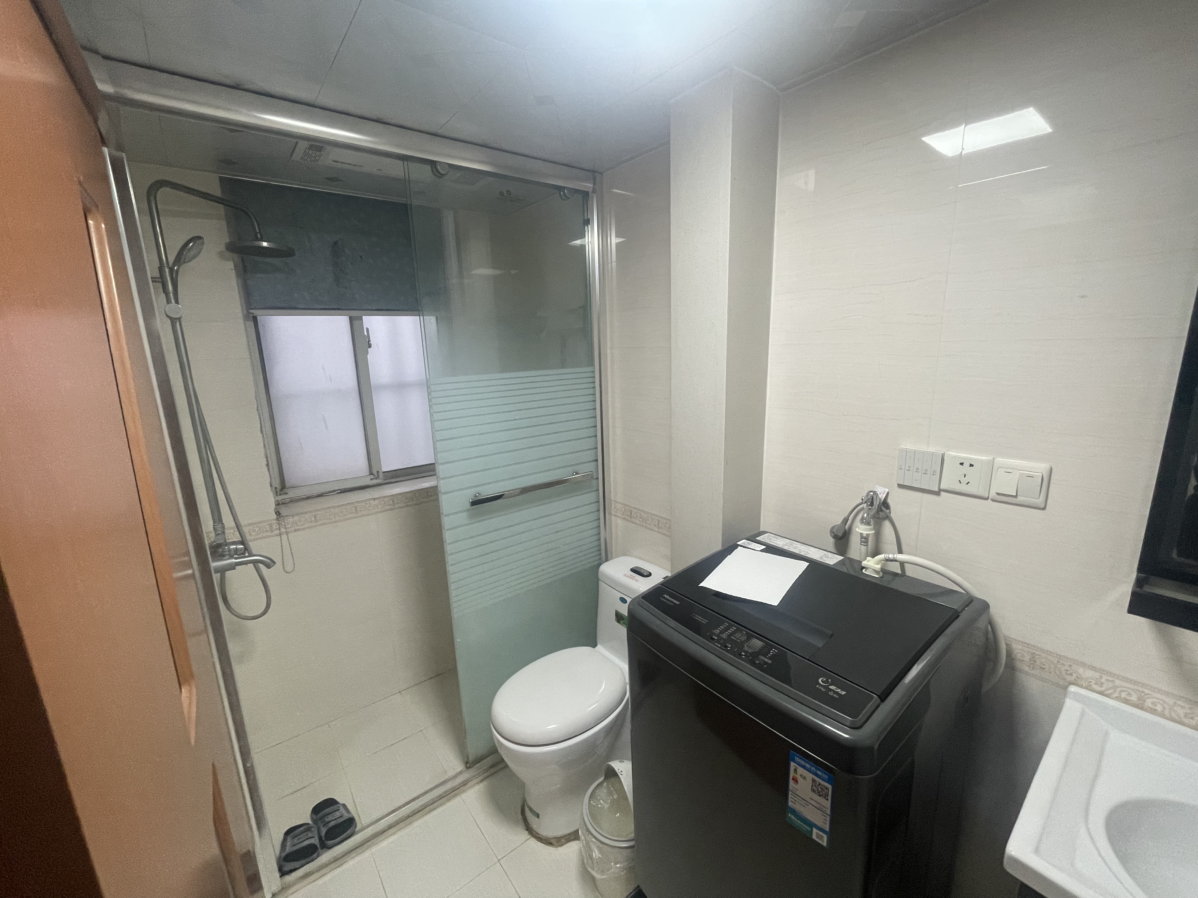 易家桥新村 2室1厅1卫 60m&sup2;