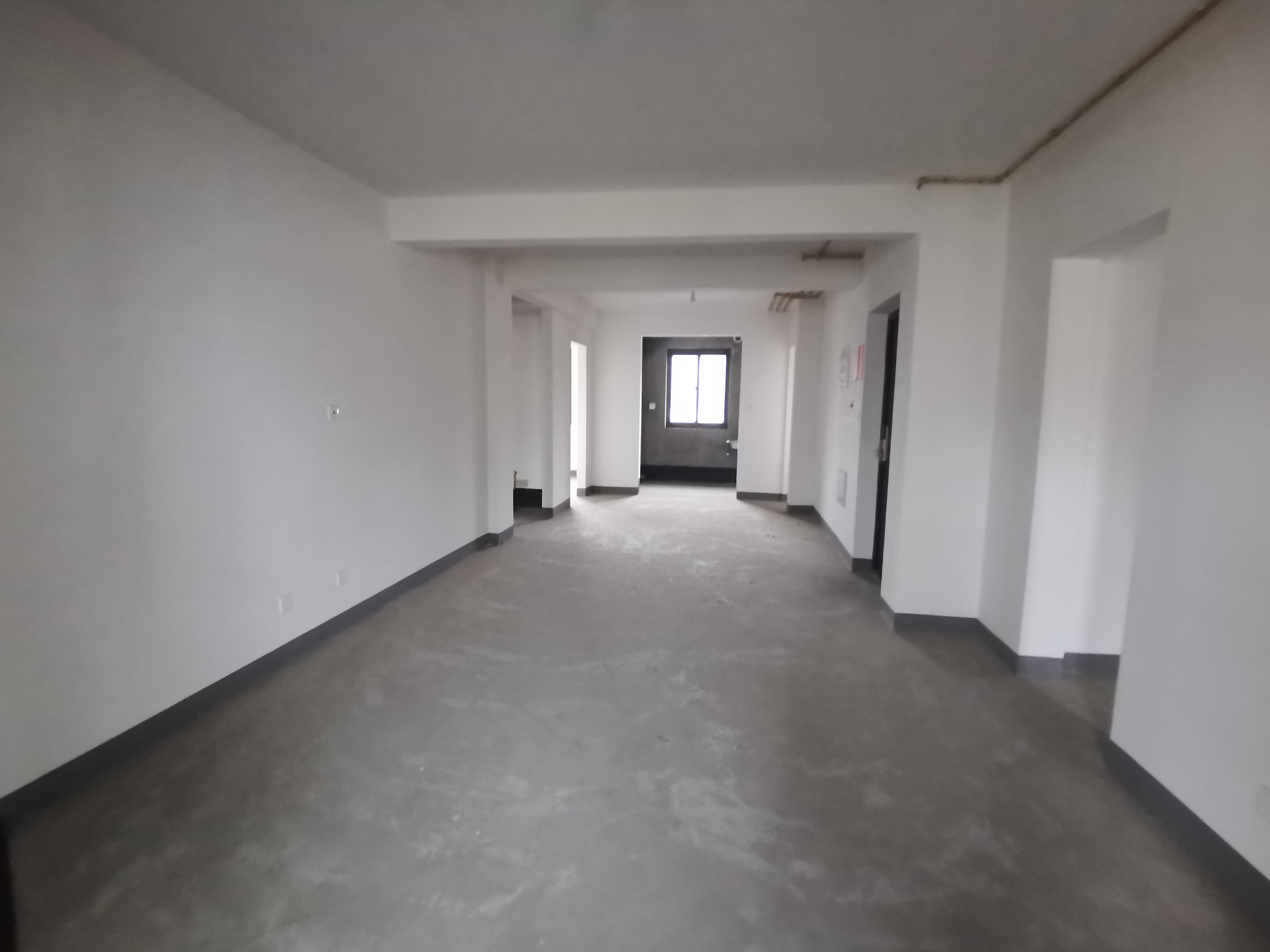 招商新城雍景湾 4室2厅2卫 137.00m²