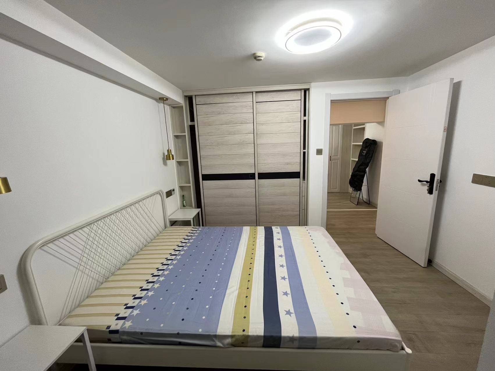华美达大厦 2室1厅1卫 46m&sup2;
