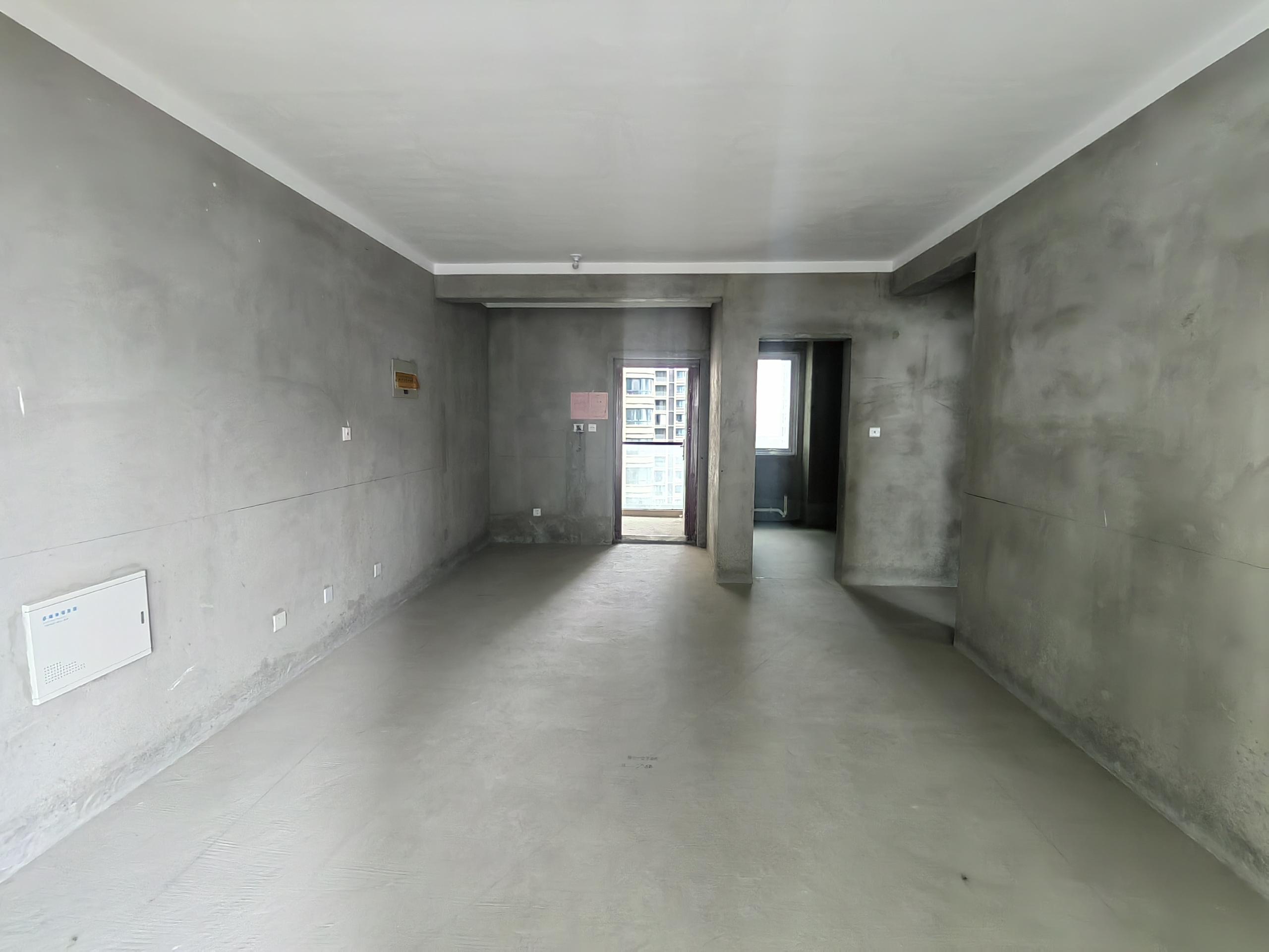 富都豪园 3室2厅2卫 146.86m²