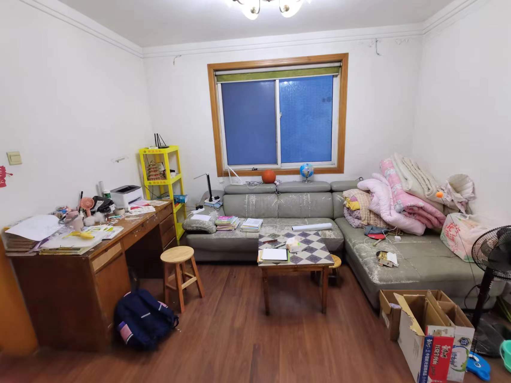 莲花苑 3室2厅1卫 89.4m&sup2;