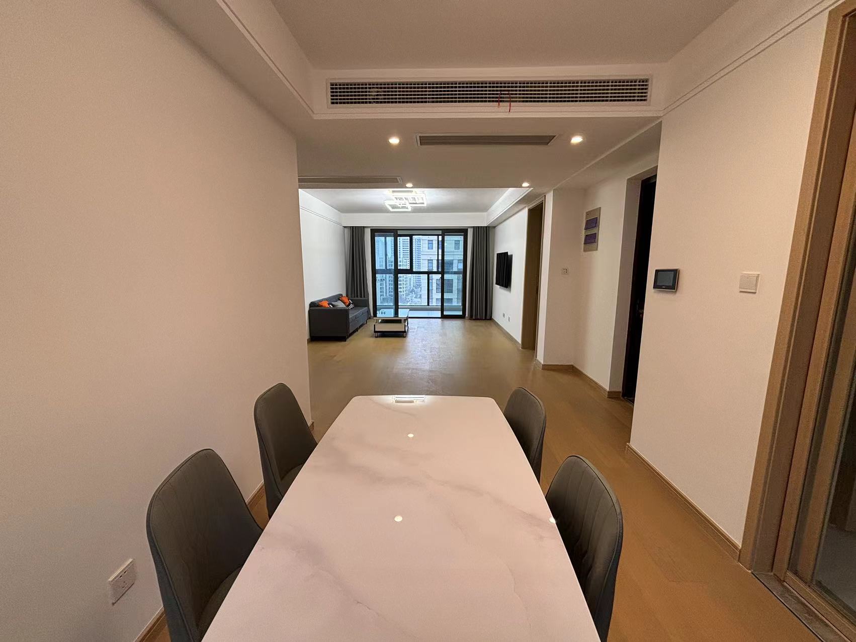 时光漫城 3室2厅2卫 110m²