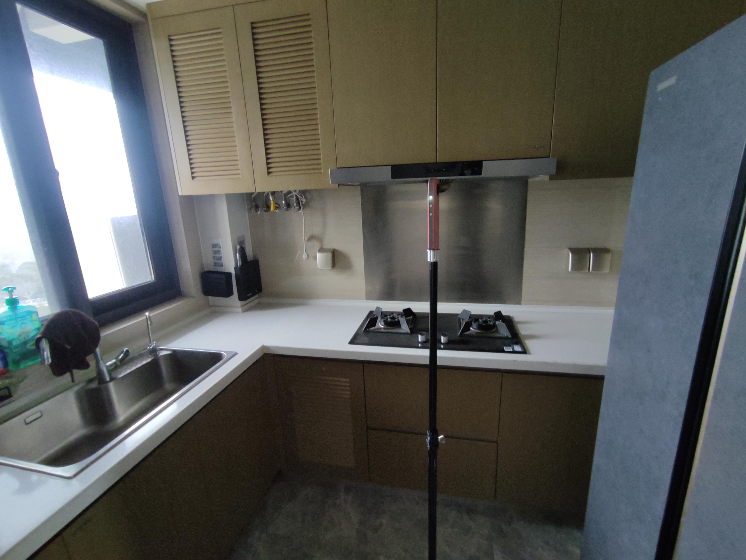 珑府 4室2厅2卫 142.84m&sup2;