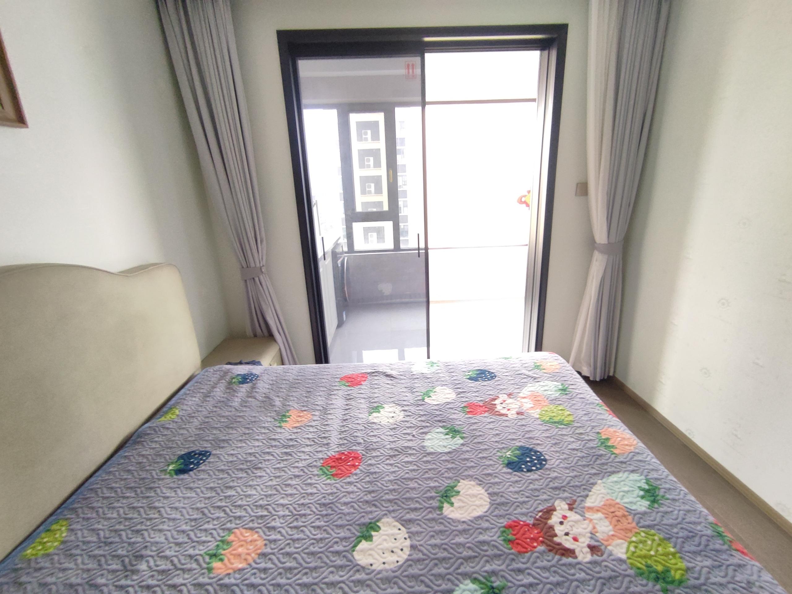 珑府 4室2厅2卫 142.84m&sup2;