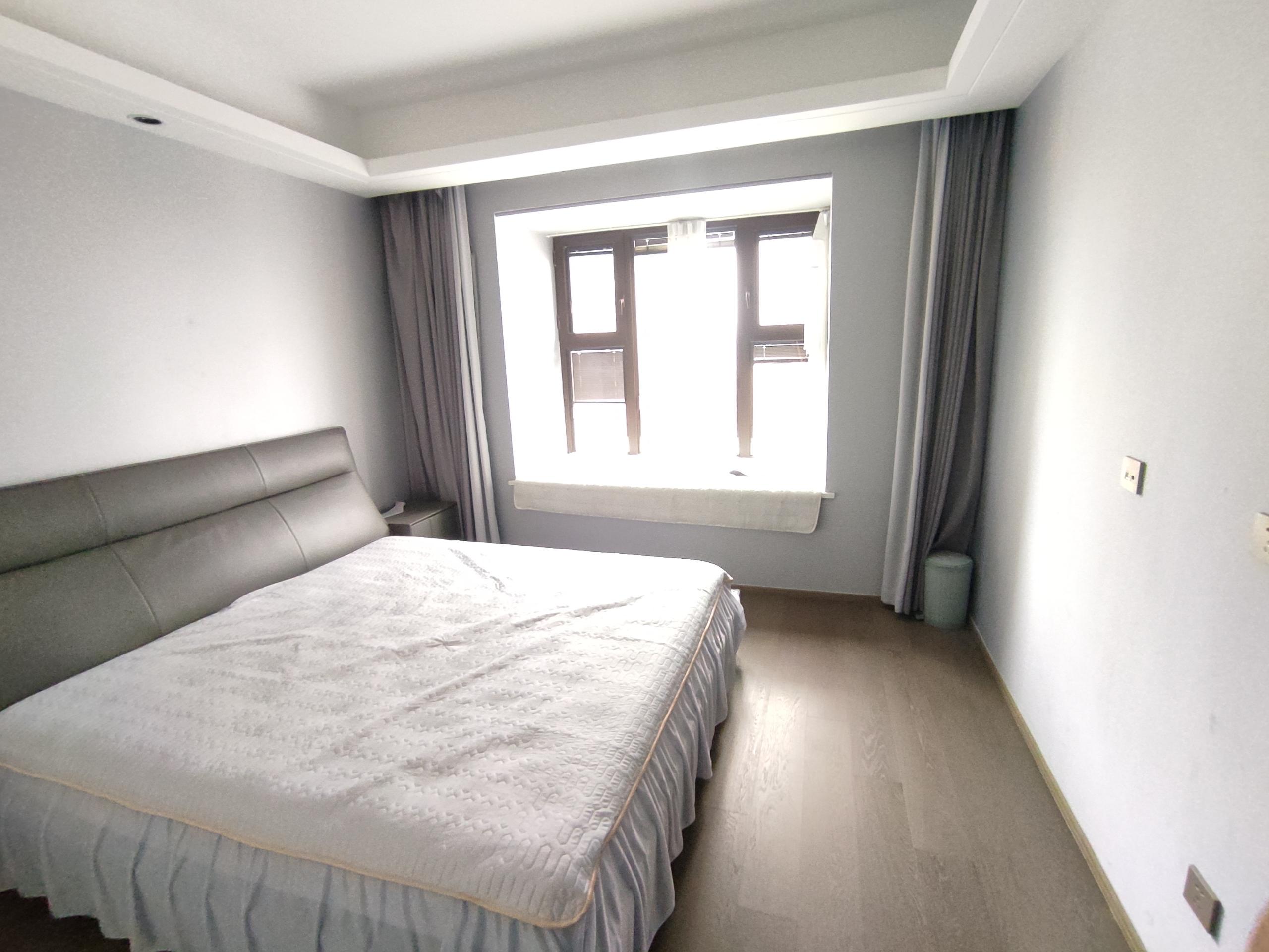 珑府 4室2厅2卫 142.84m&sup2;