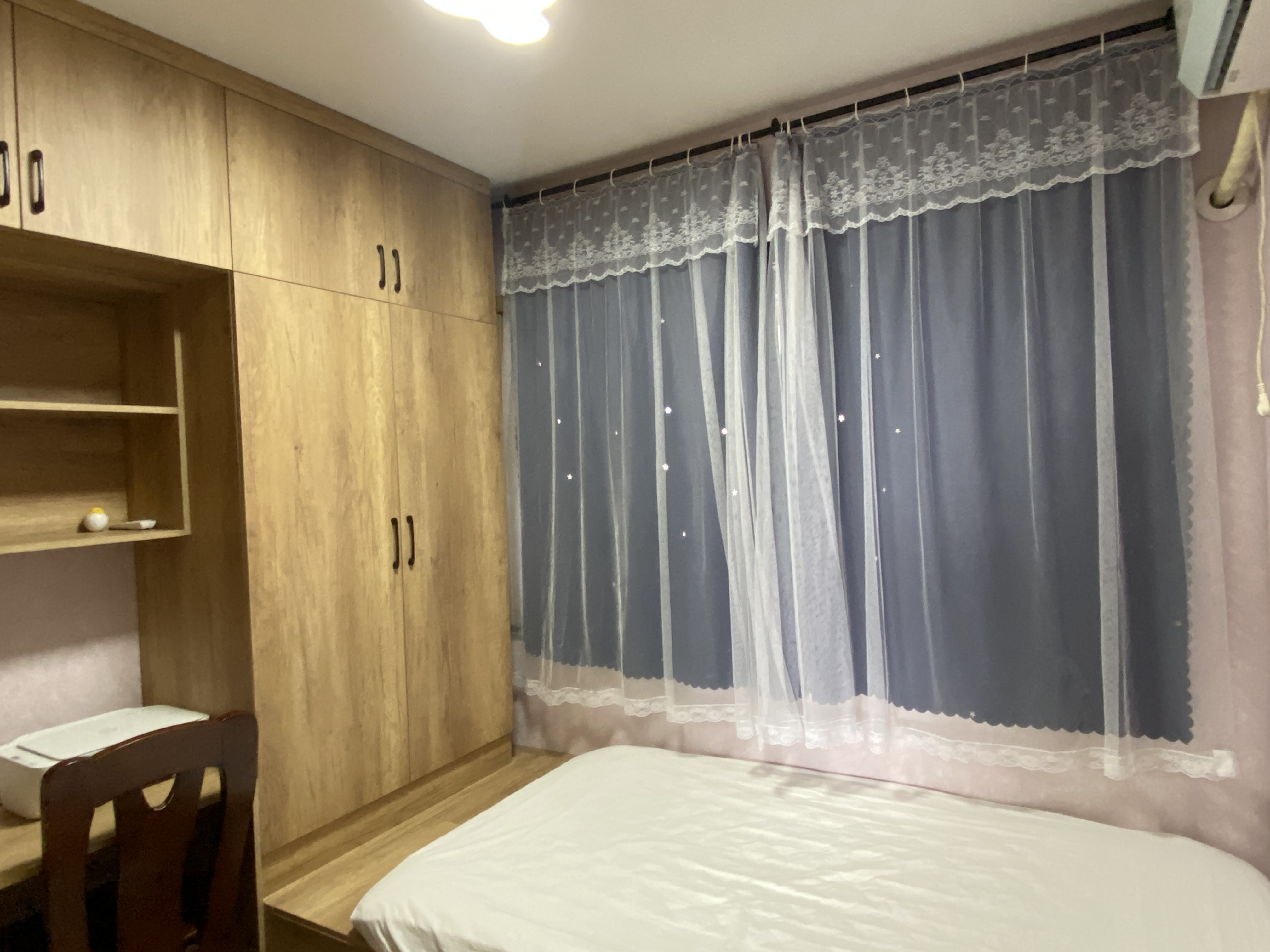 华强城 3室2厅2卫 120.00m&sup2;