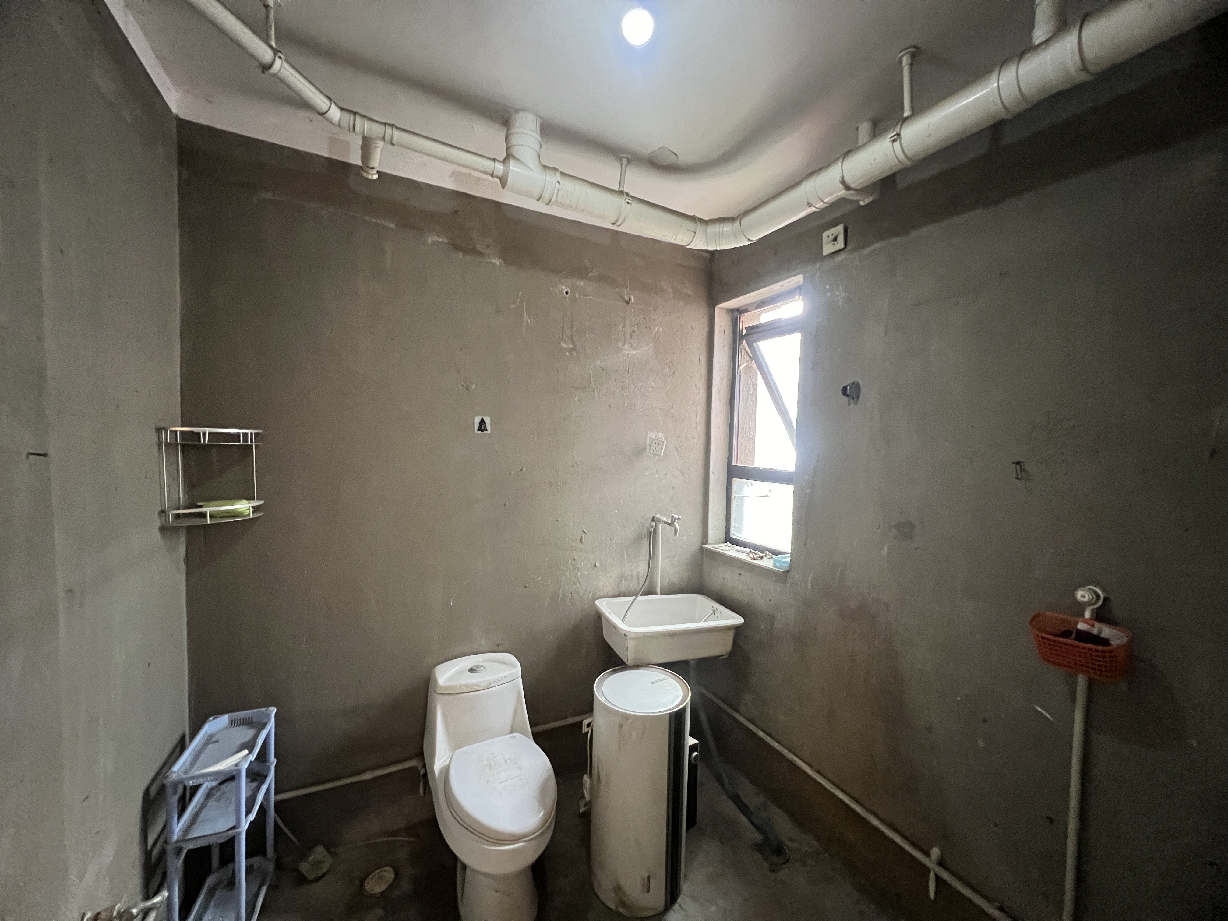 炜赋花苑 2室2厅1卫 92m&sup2;