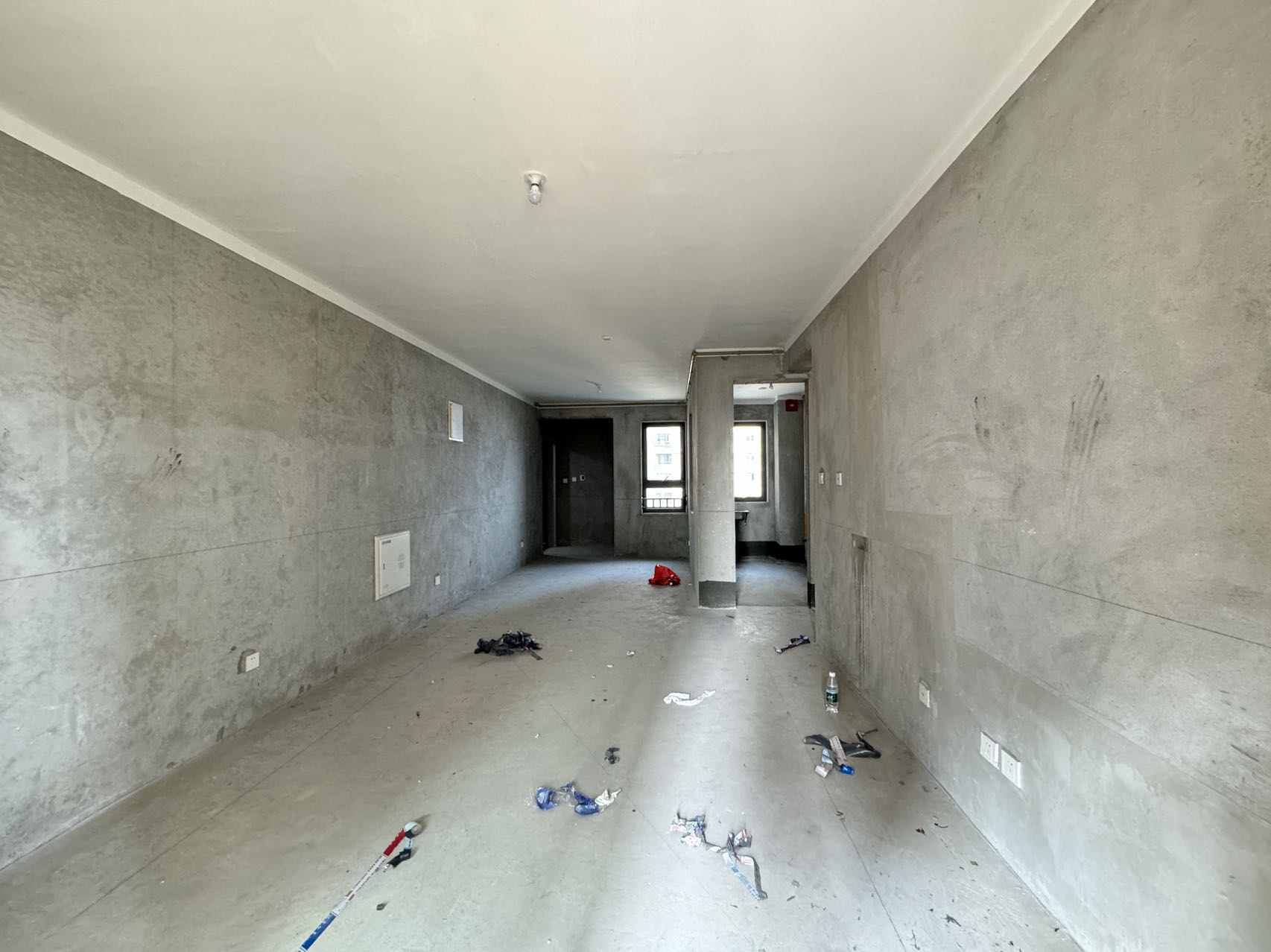 保利香槟国际 3室2厅2卫 122m²