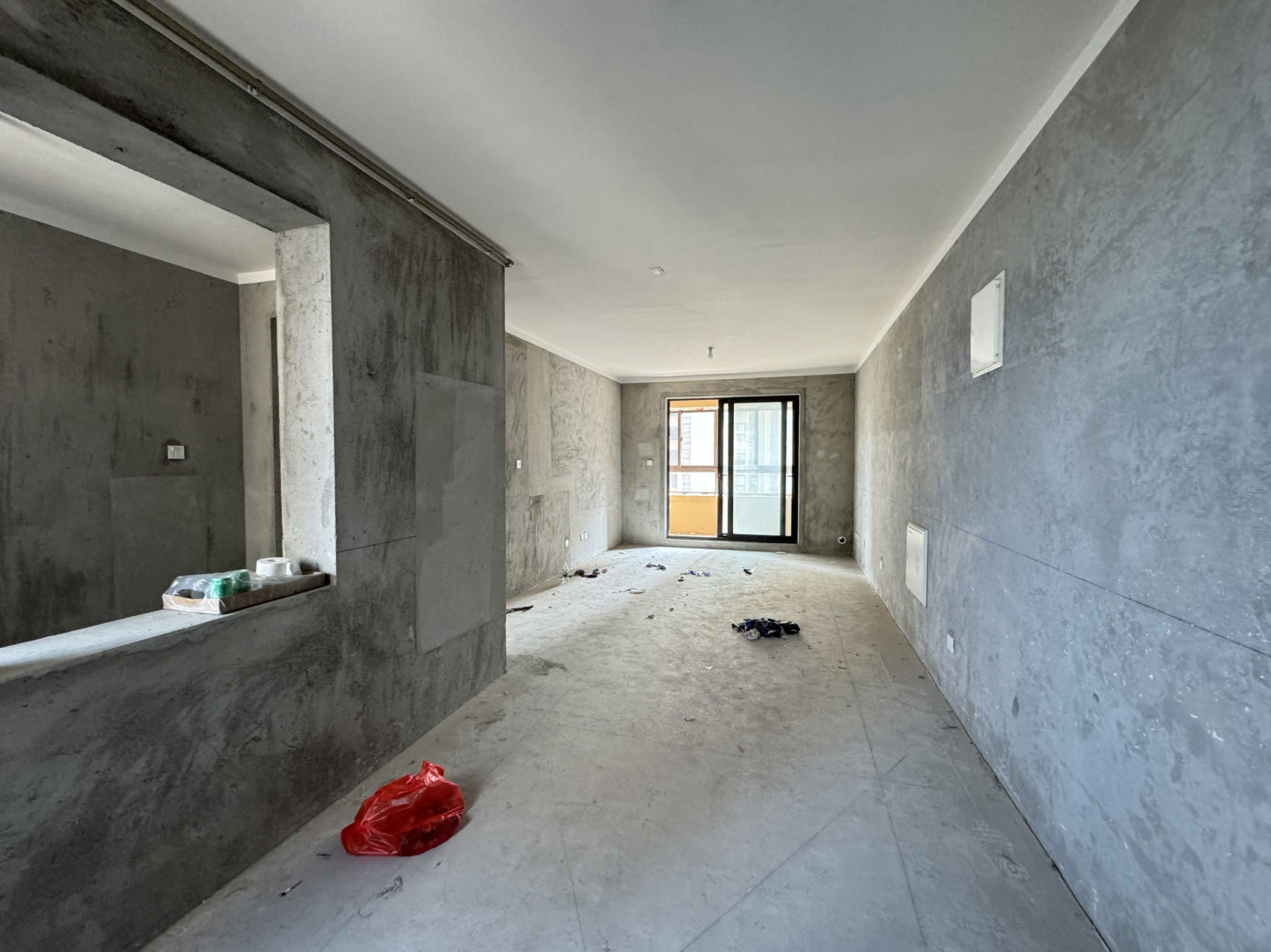 保利香槟国际 3室2厅2卫 122m²
