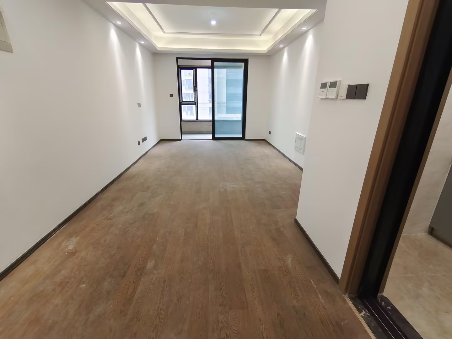 春风南岸东园 3室2厅1卫 96m&sup2;