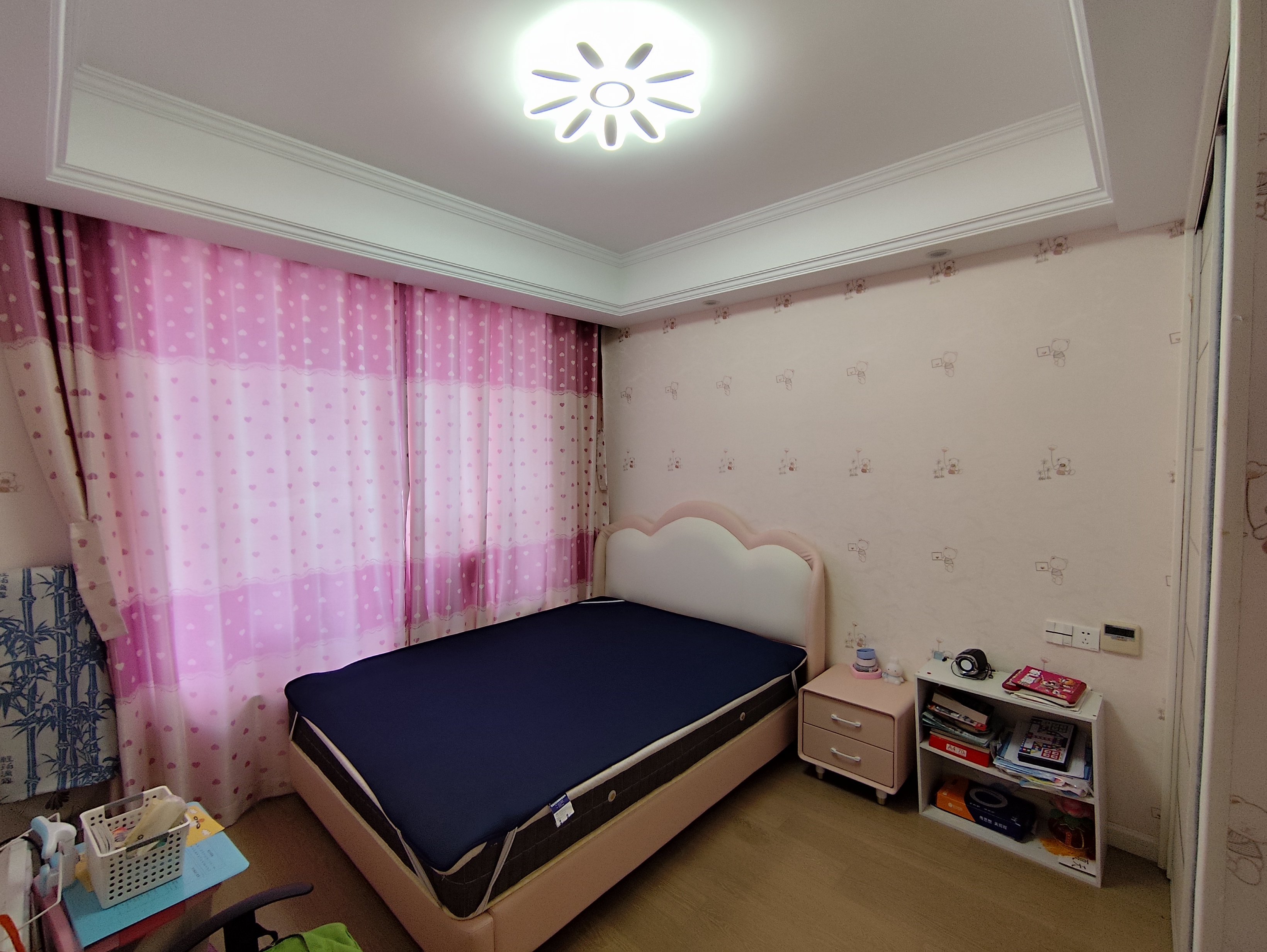 中南世纪花城三期 3室2厅2卫 139.00m&sup2;