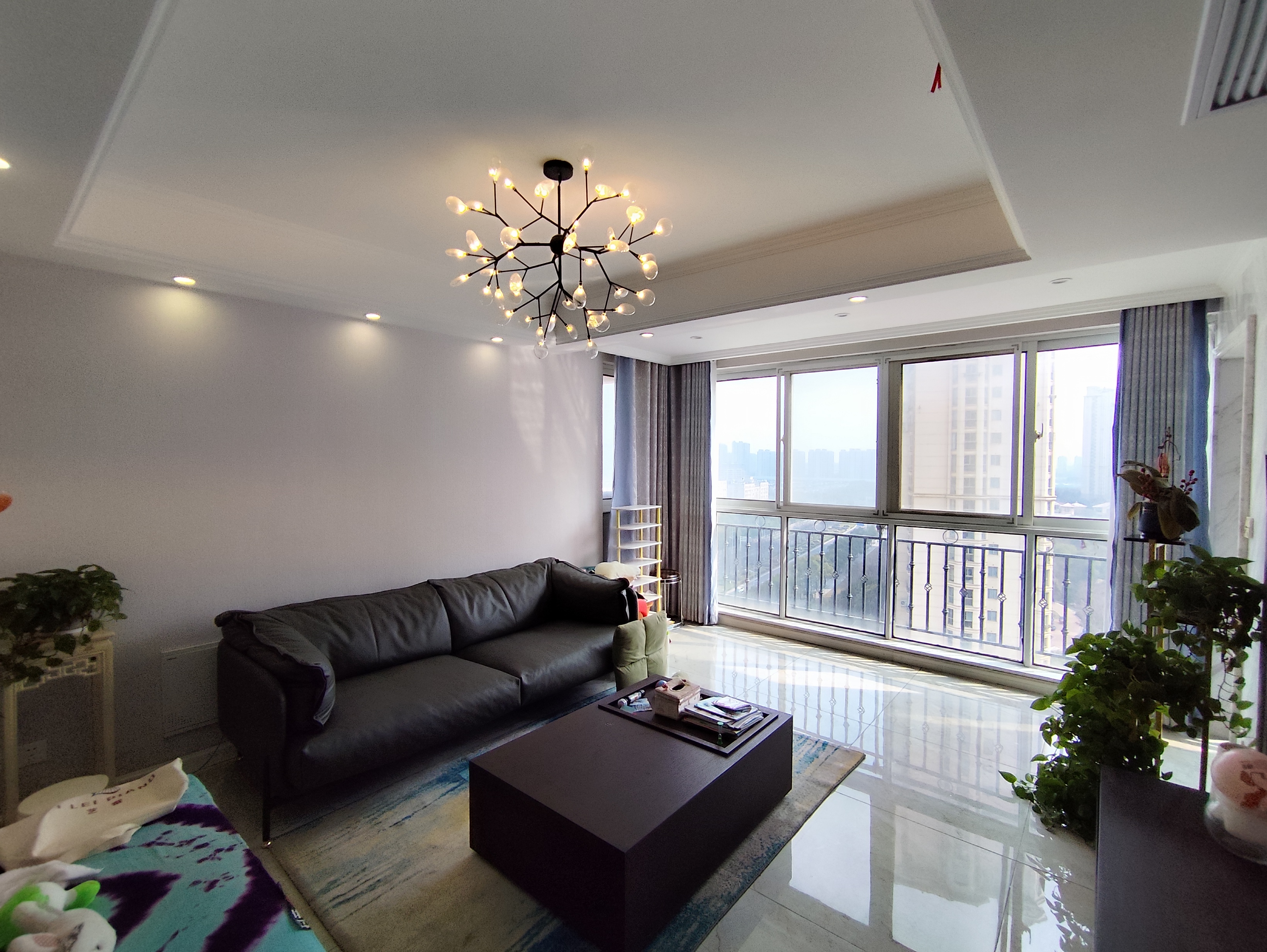 中南世纪花城三期 3室2厅2卫 139.00m&sup2;