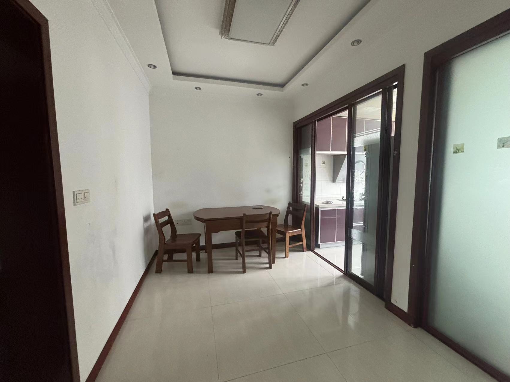 新建路新村（新建花苑） 2室1厅1卫 64m&sup2;