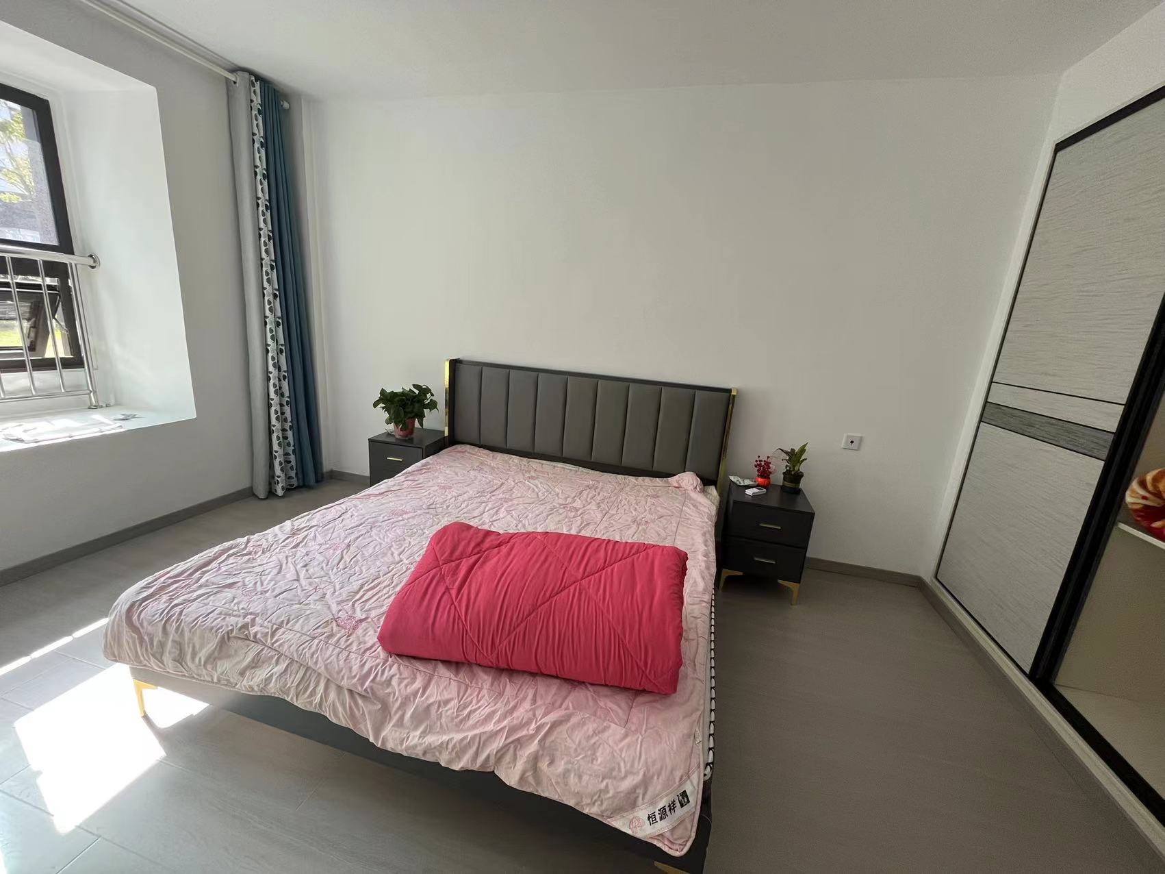 濠江南苑 2室2厅1卫 97m&sup2;