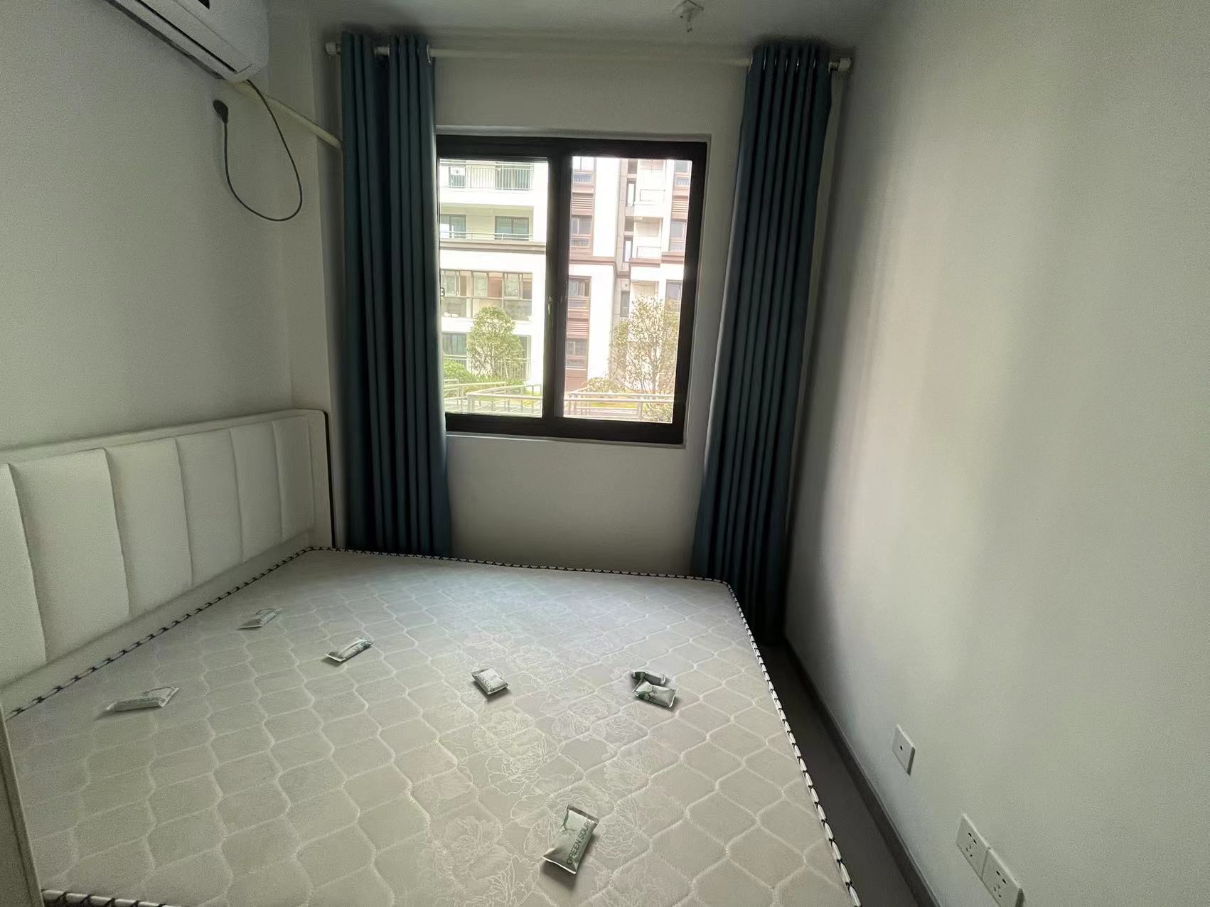 濠江南苑 2室2厅1卫 97m&sup2;