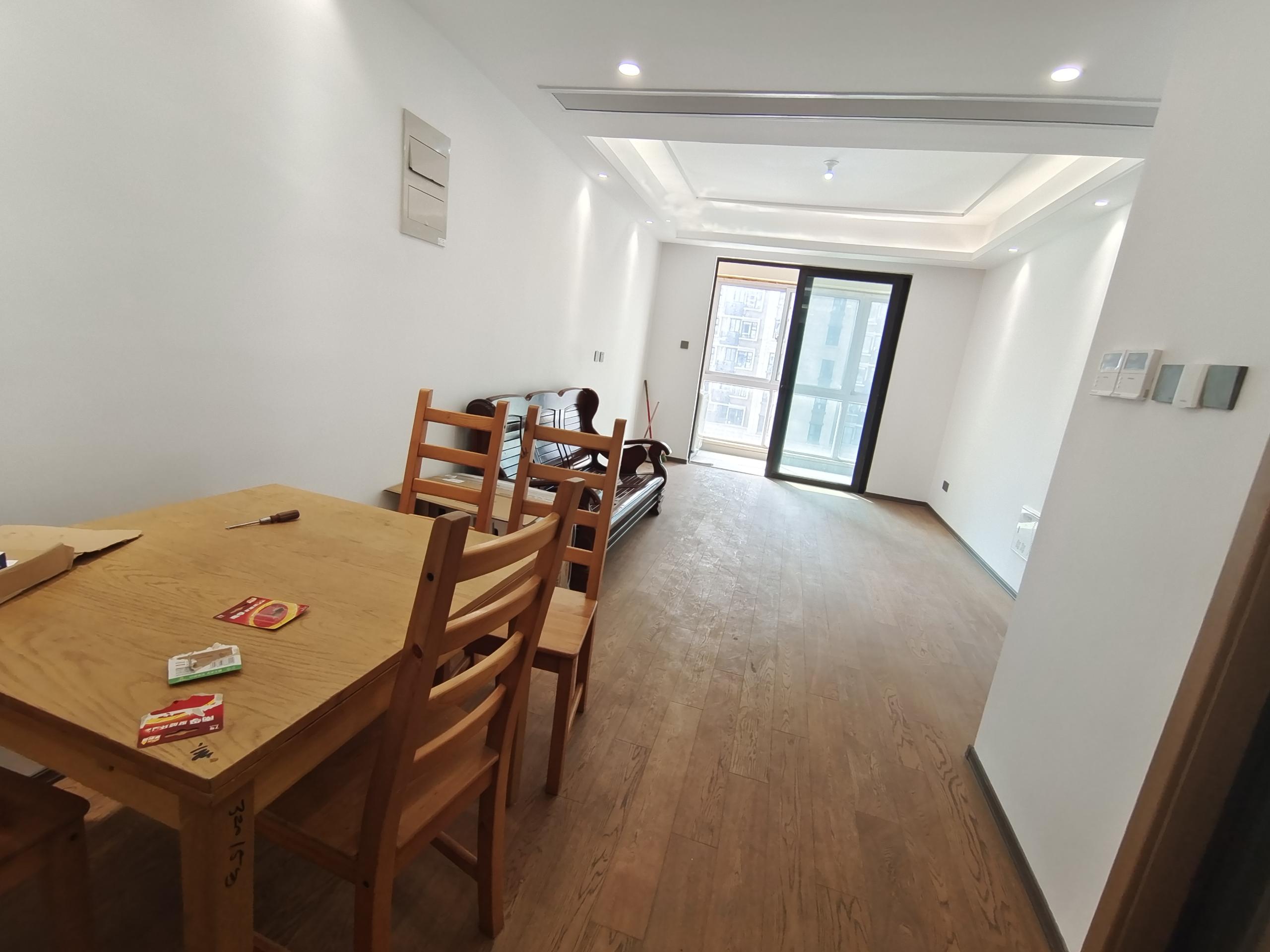 春风南岸西园 3室2厅1卫 96m²