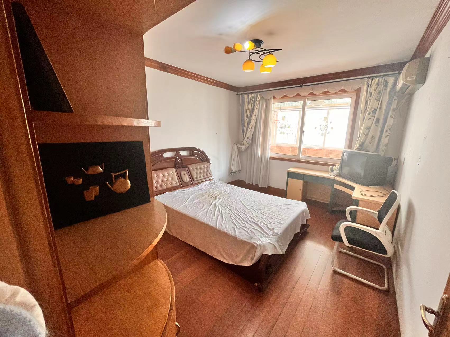 光明东村一期 3室1厅1卫 170.50m&sup2;