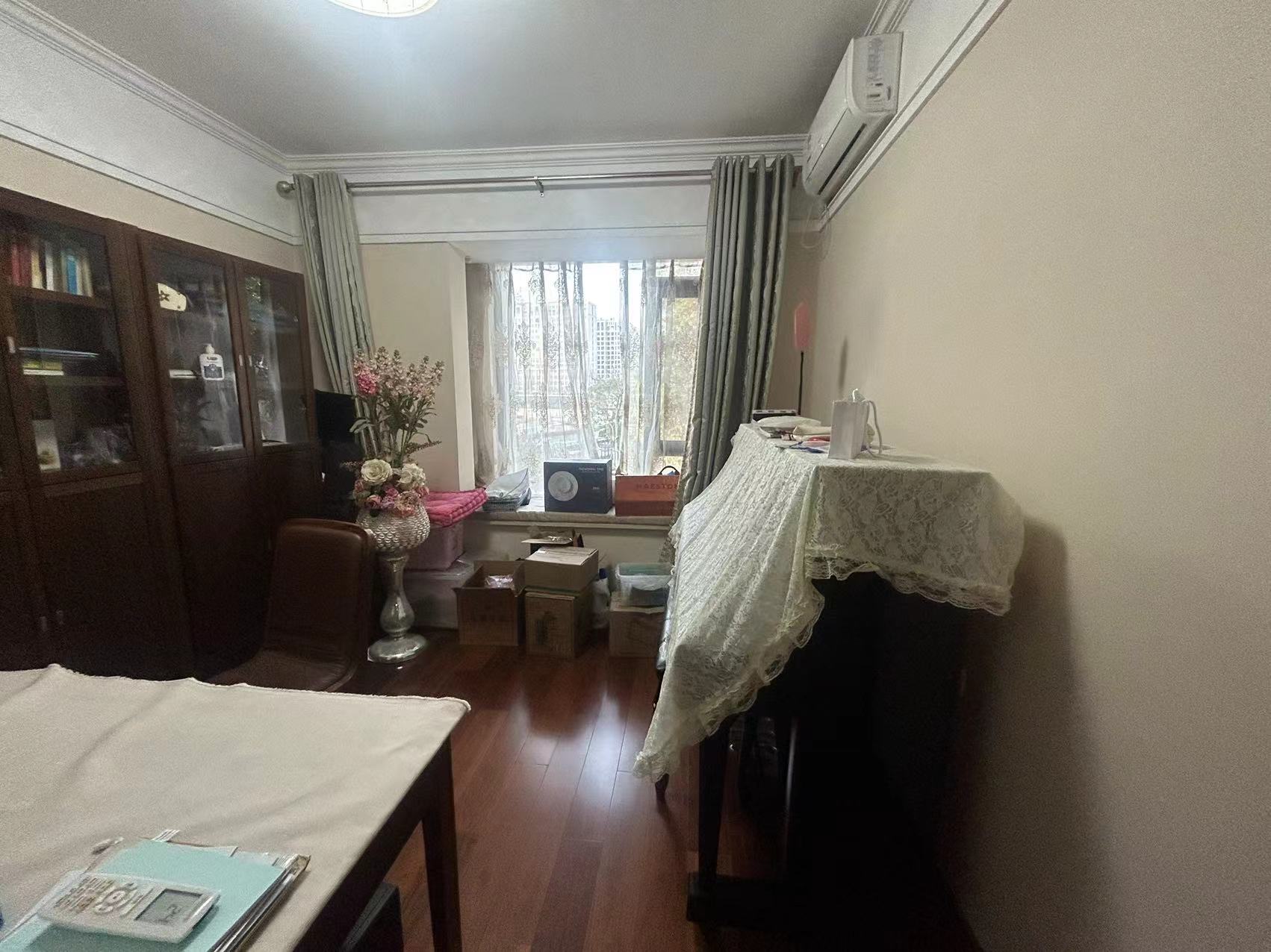 万科濠河传奇 3室2厅2卫 132m&sup2;