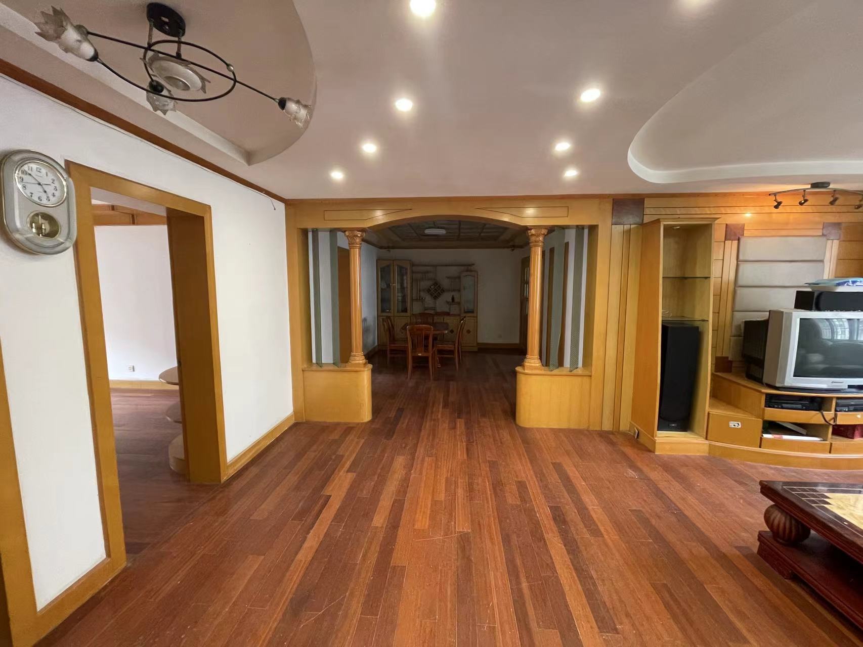 金鑫苑 3室2厅1卫 132m&sup2;