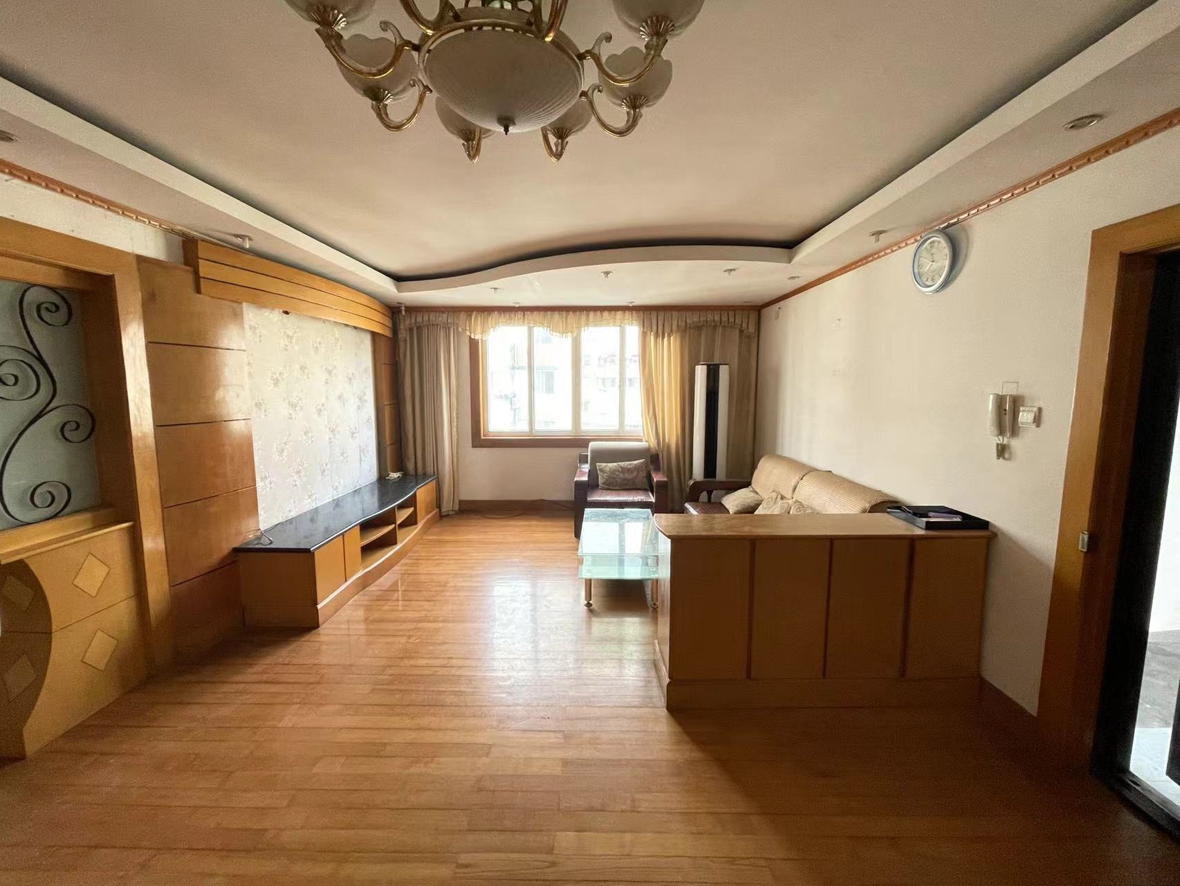 金鑫苑 3室2厅1卫 133.36m&sup2;