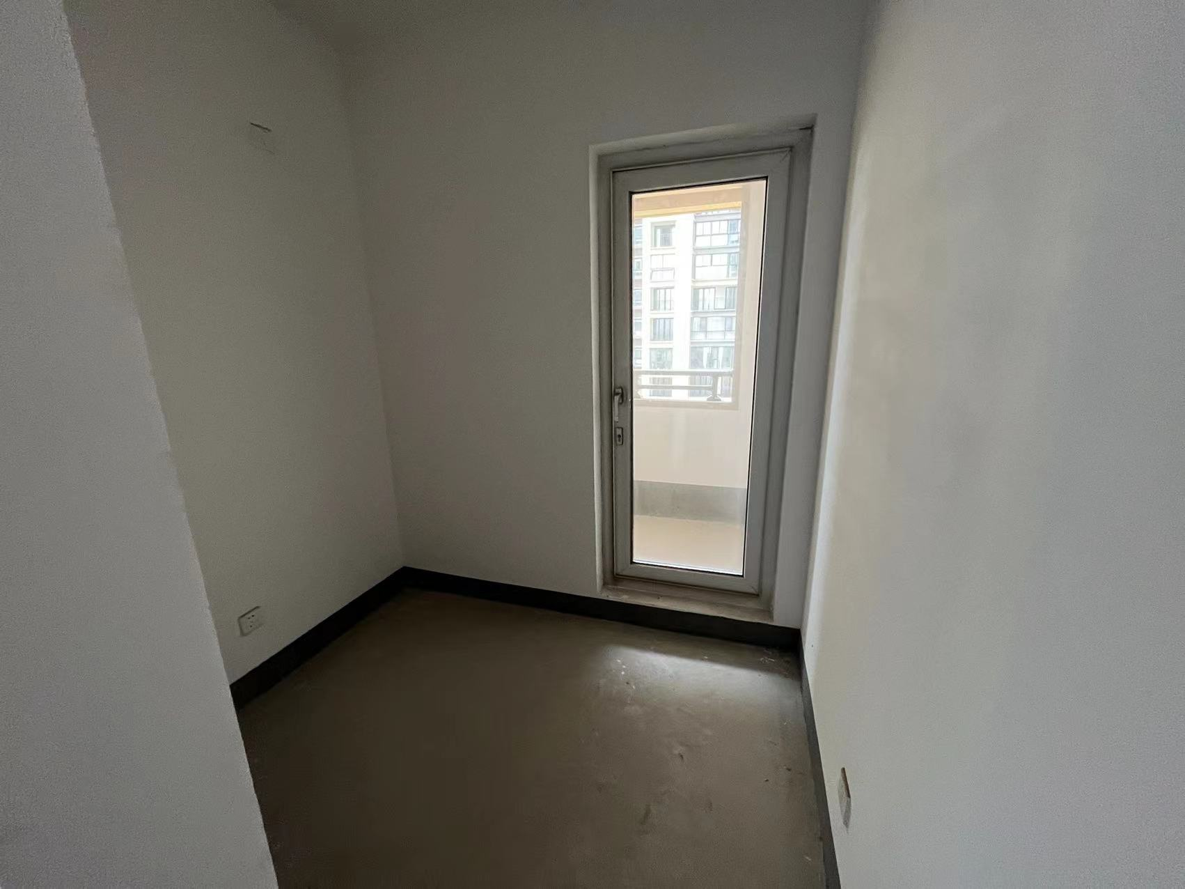新城香溢紫郡 4室2厅2卫 140m&sup2;