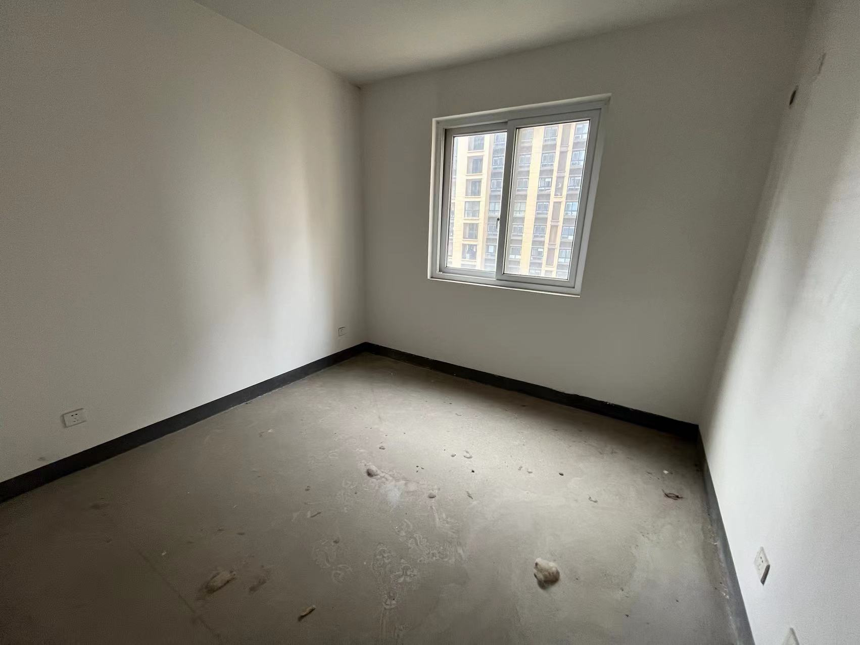 新城香溢紫郡 4室2厅2卫 140m&sup2;