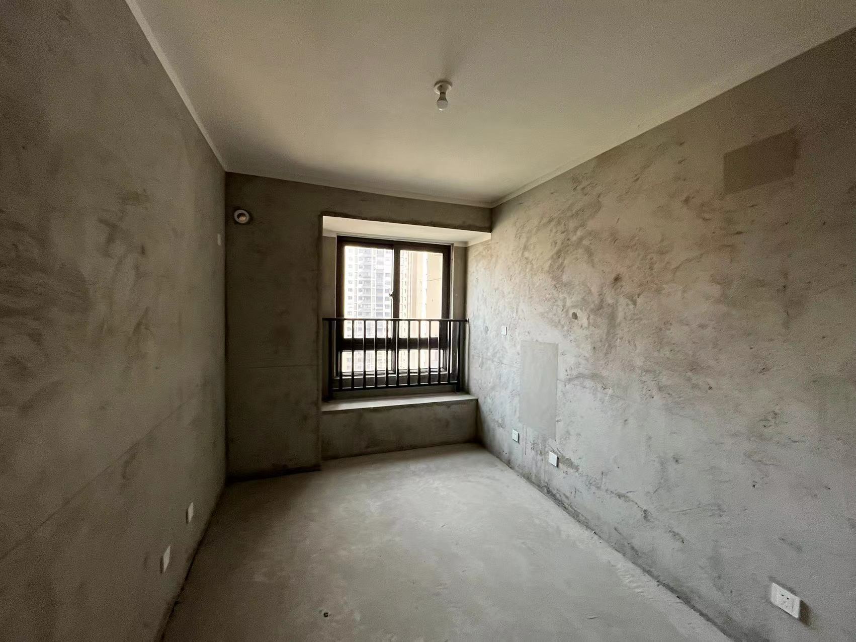保利香槟国际 4室2厅2卫 142.19m&sup2;