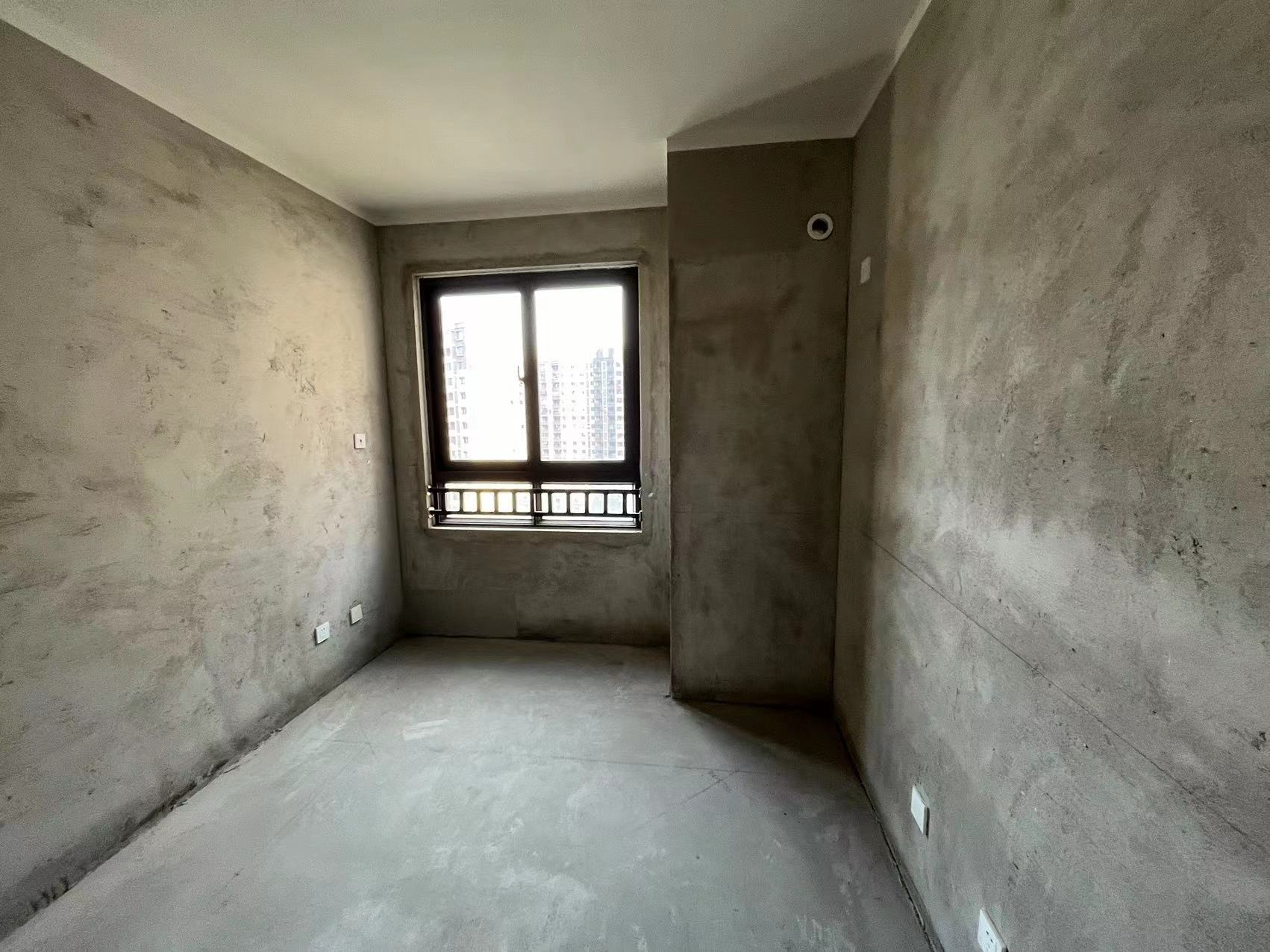 保利香槟国际 4室2厅2卫 142.19m&sup2;